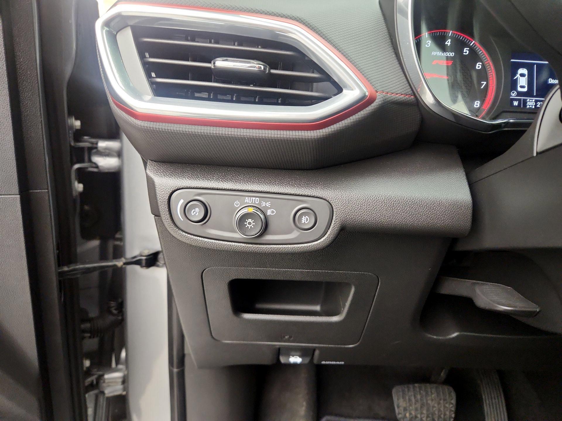 Thumbnail: 2023 Chevrolet TrailBlazer - 13