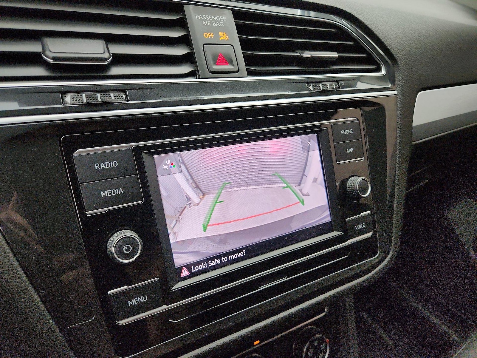 2021 Volkswagen Tiguan S - Photo 15