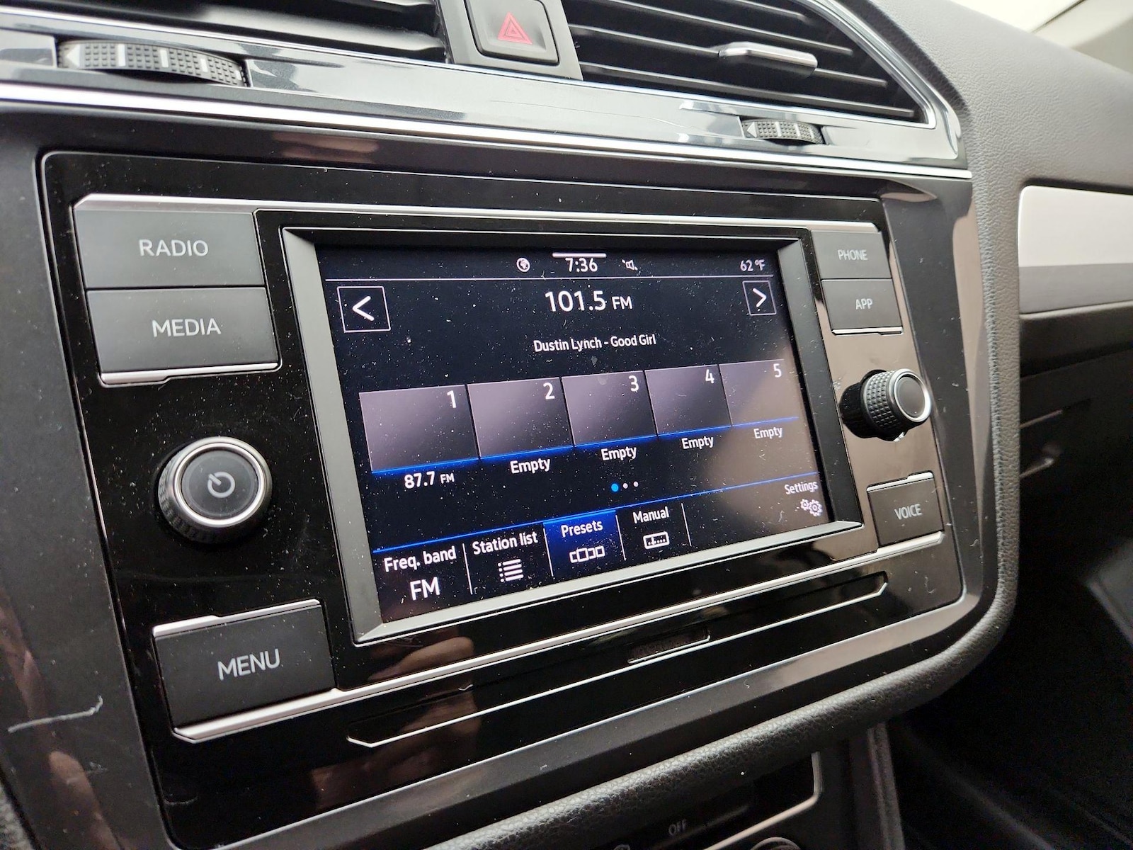 2021 Volkswagen Tiguan S - Photo 16