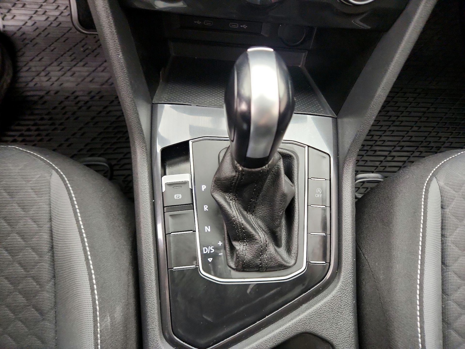 2021 Volkswagen Tiguan S - Photo 18