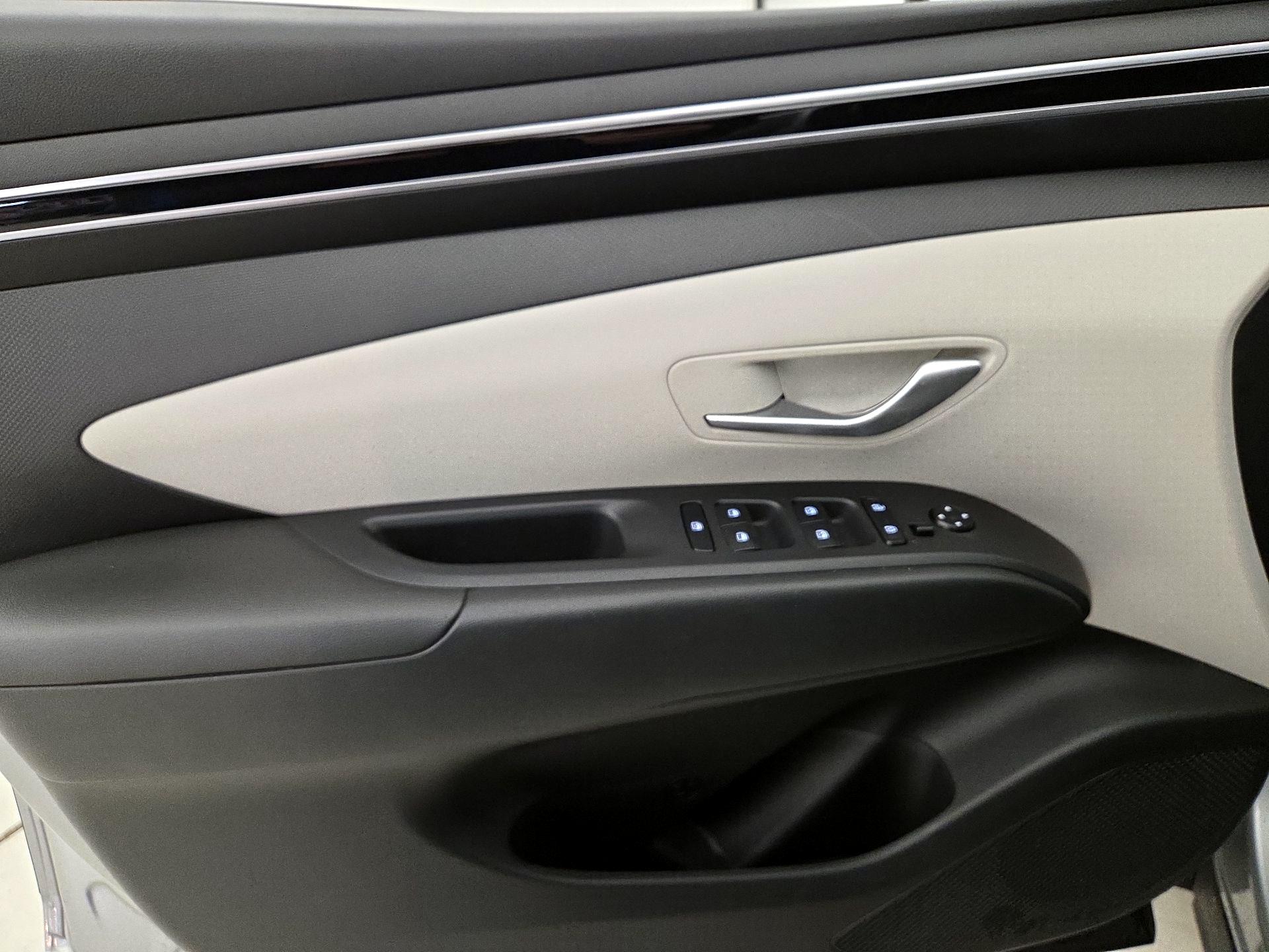 Thumbnail: 2024 Hyundai Tucson - 12