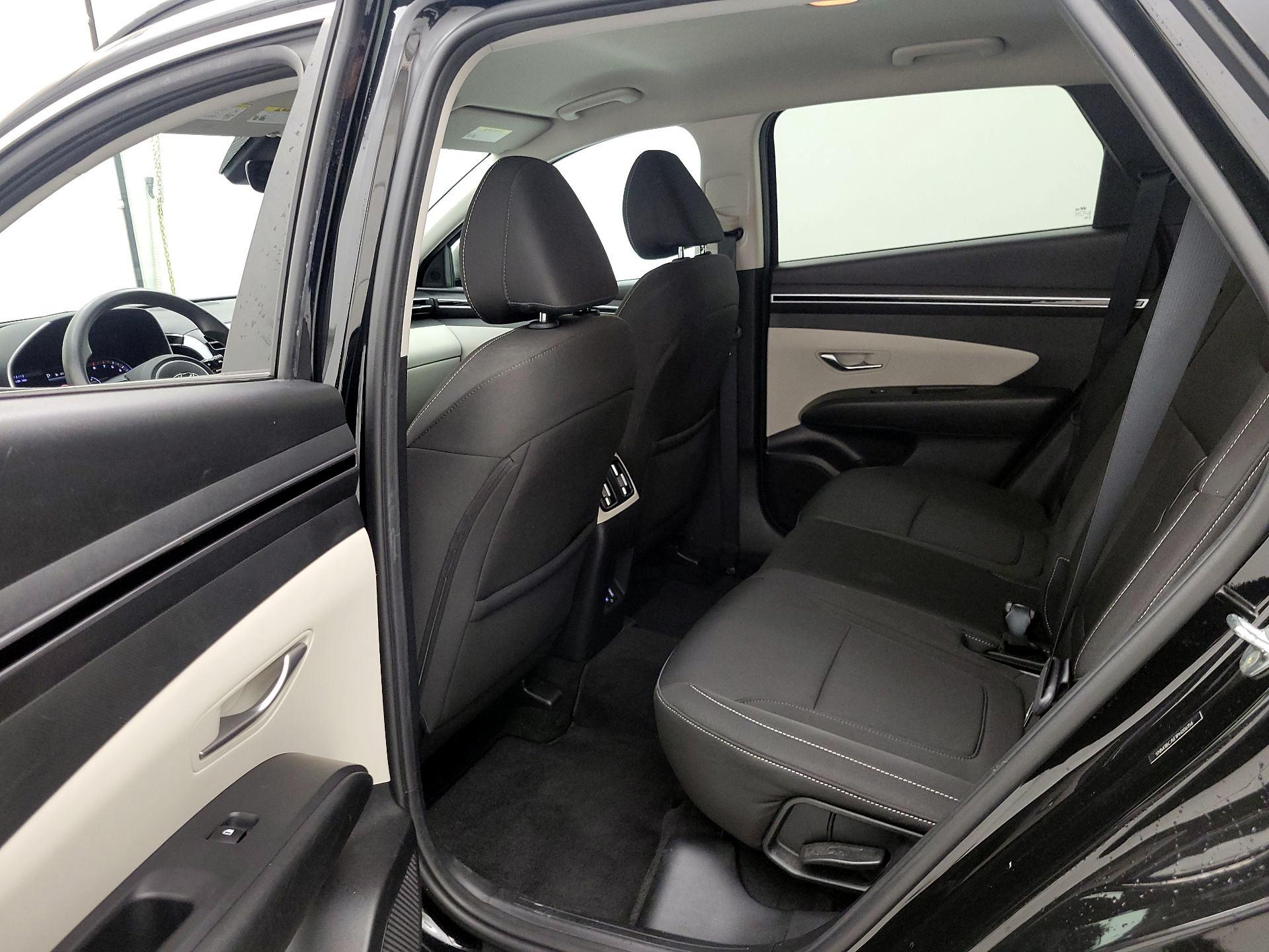 Thumbnail: 2023 Hyundai Tucson - 19