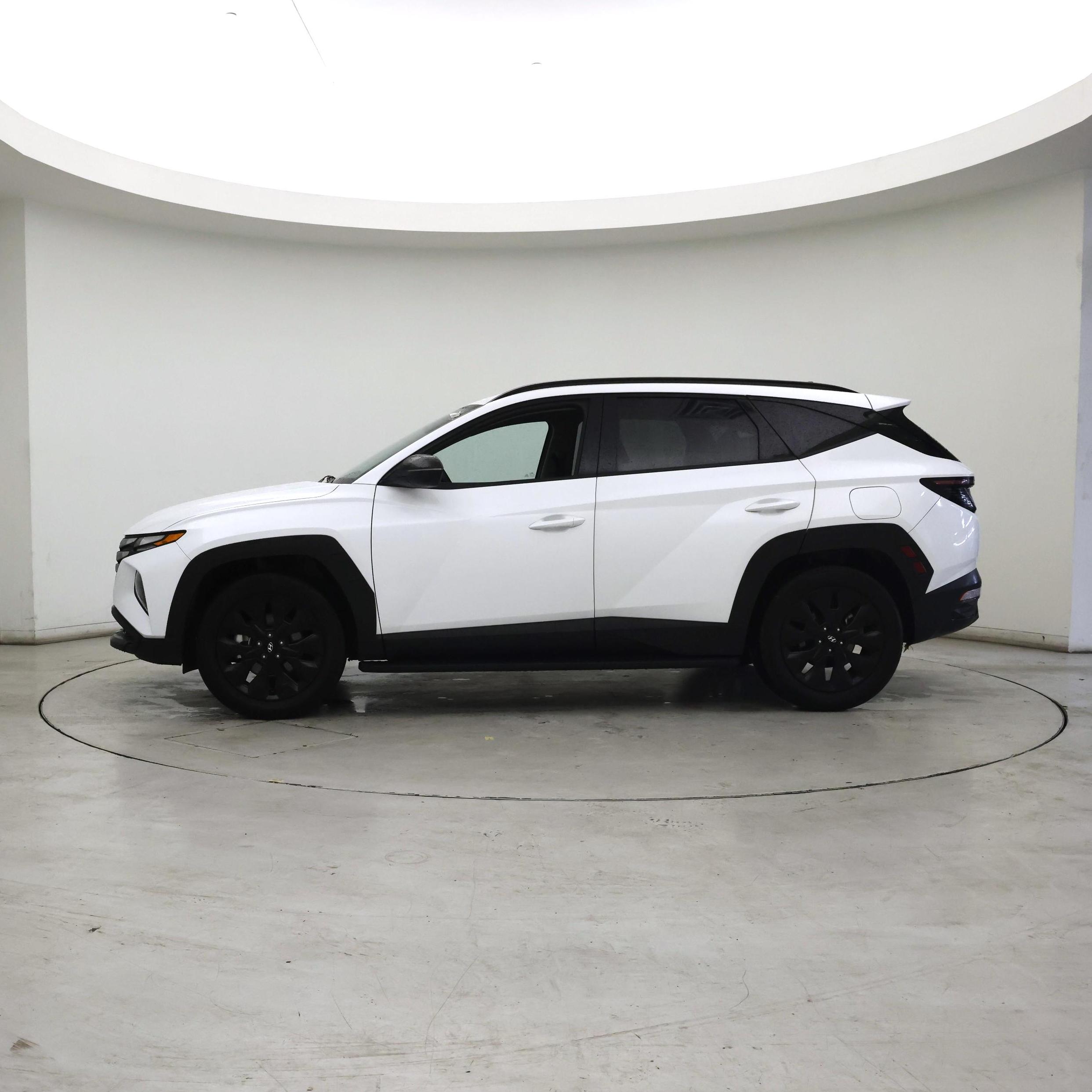 Thumbnail: 2023 Hyundai Tucson - 3