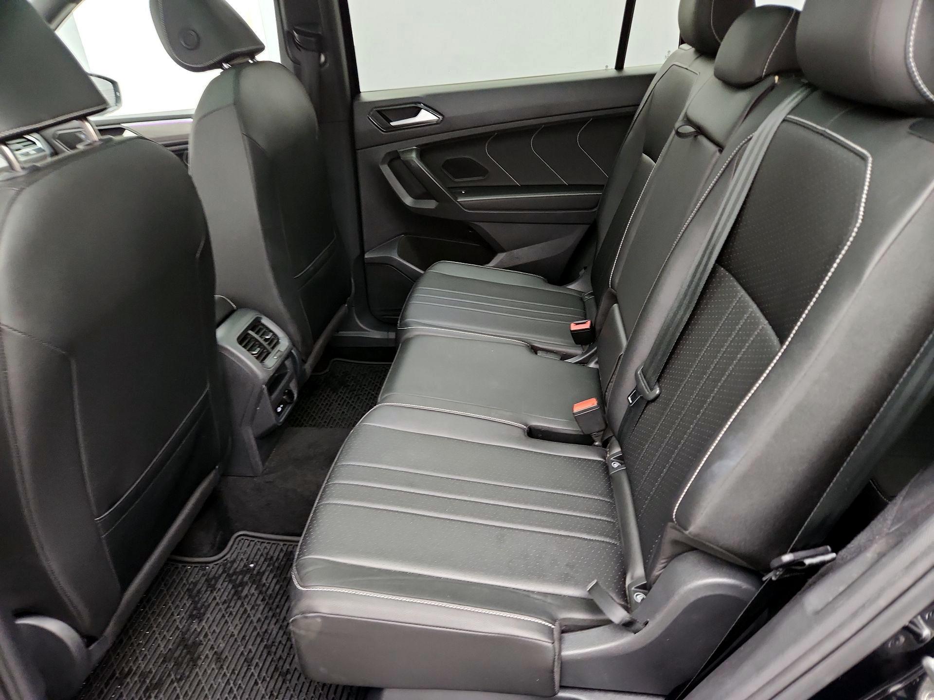 Thumbnail: 2023 Volkswagen Tiguan - 20