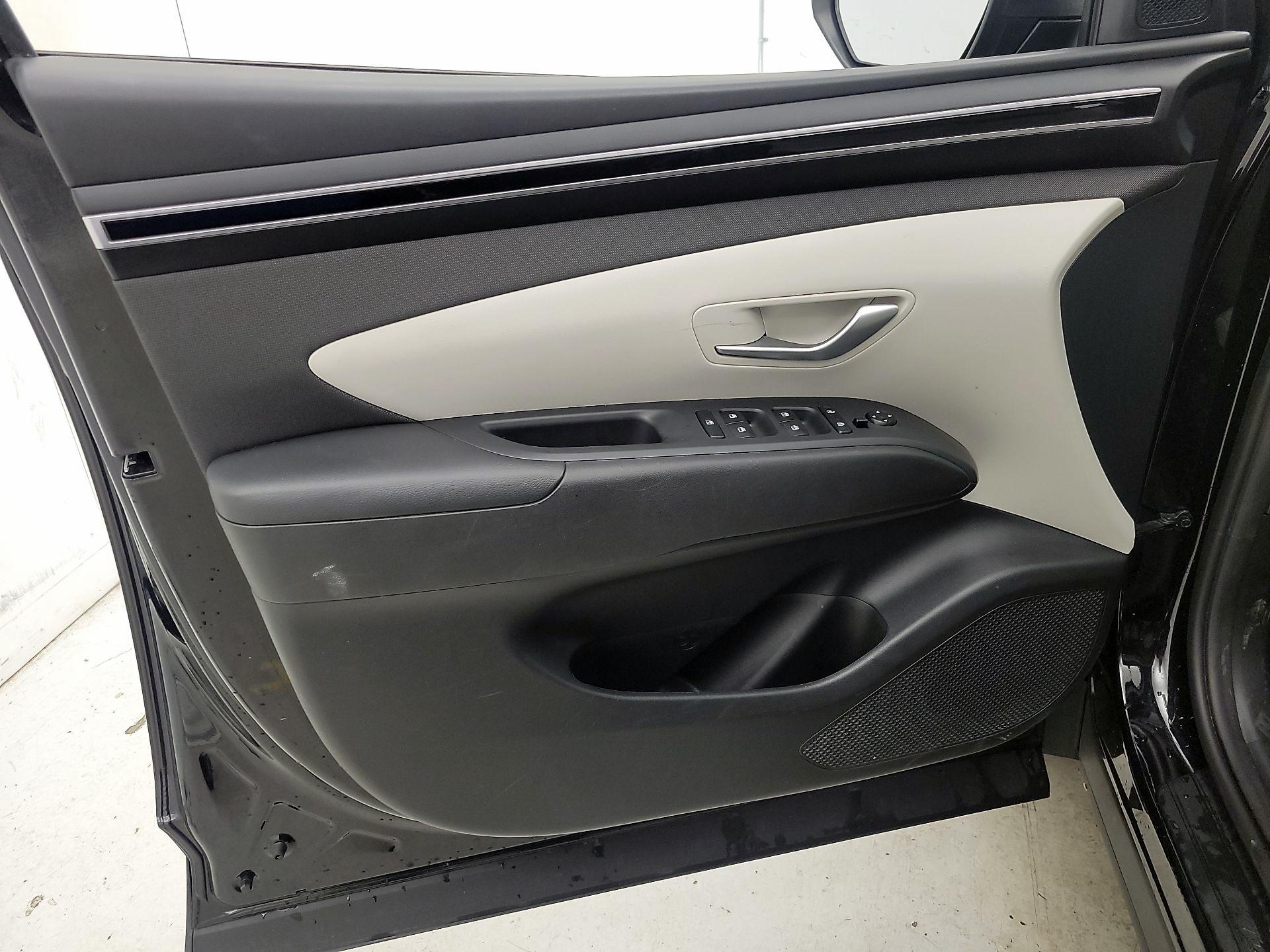 Thumbnail: 2023 Hyundai Tucson - 12