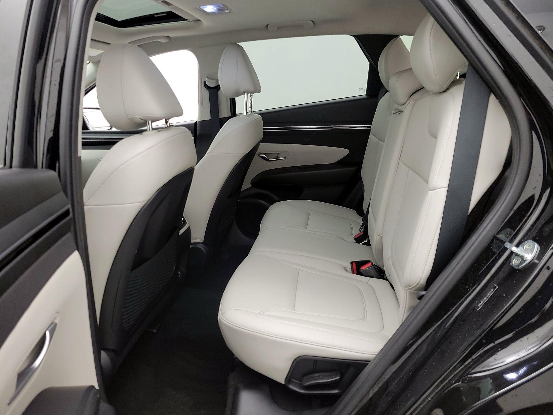 Thumbnail: 2023 Hyundai Tucson - 18