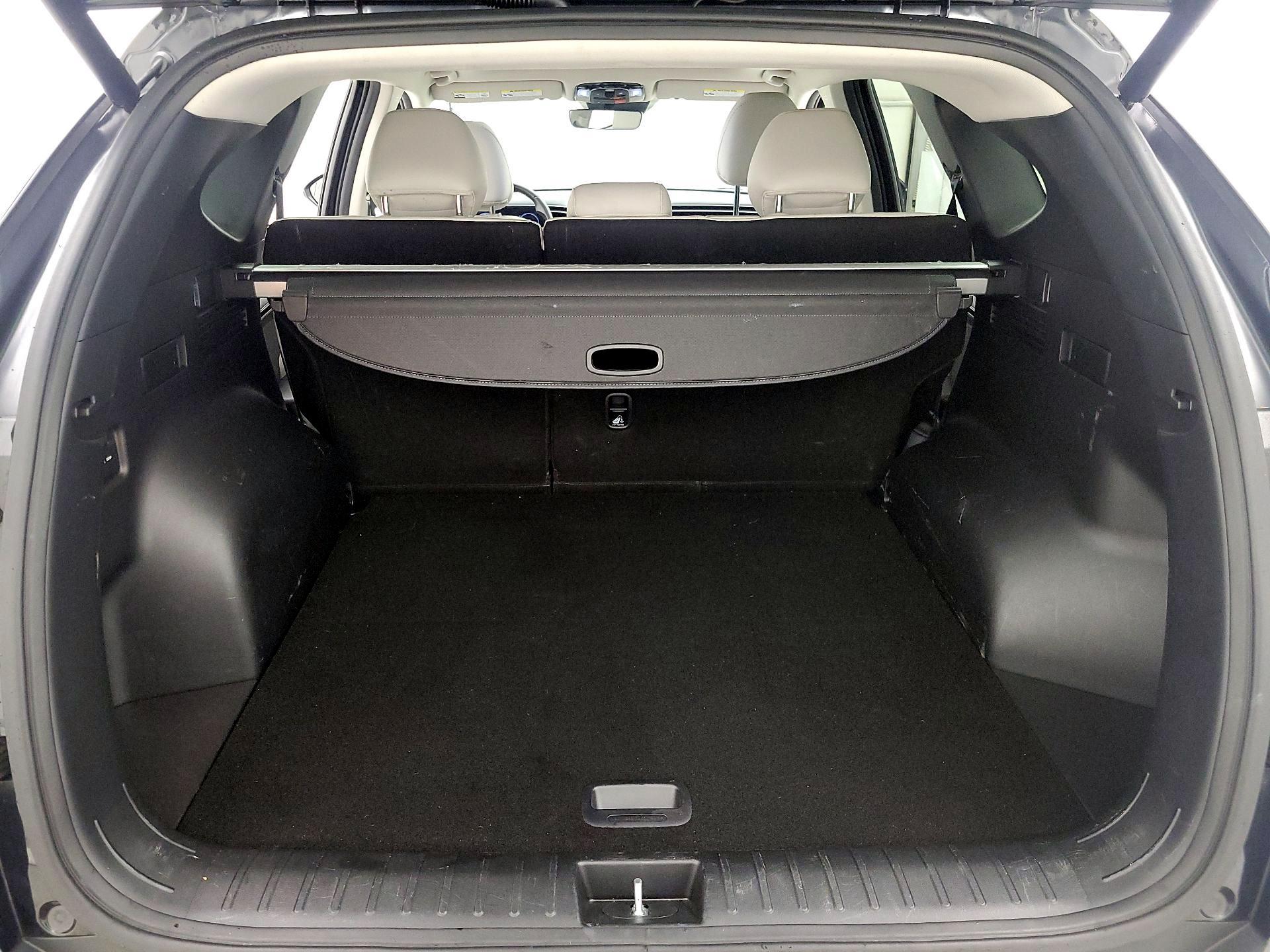 Thumbnail: 2023 Hyundai Tucson - 19