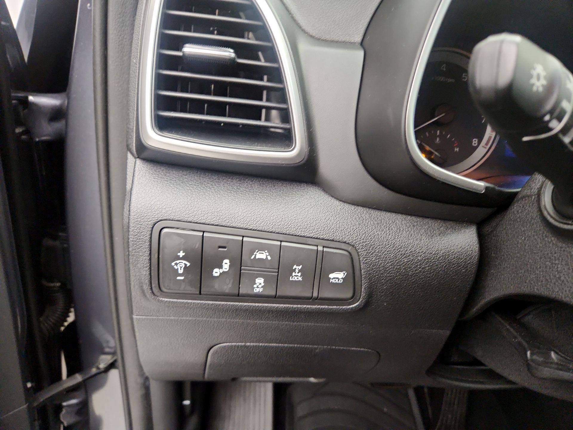 Thumbnail: 2021 Hyundai Tucson - 13