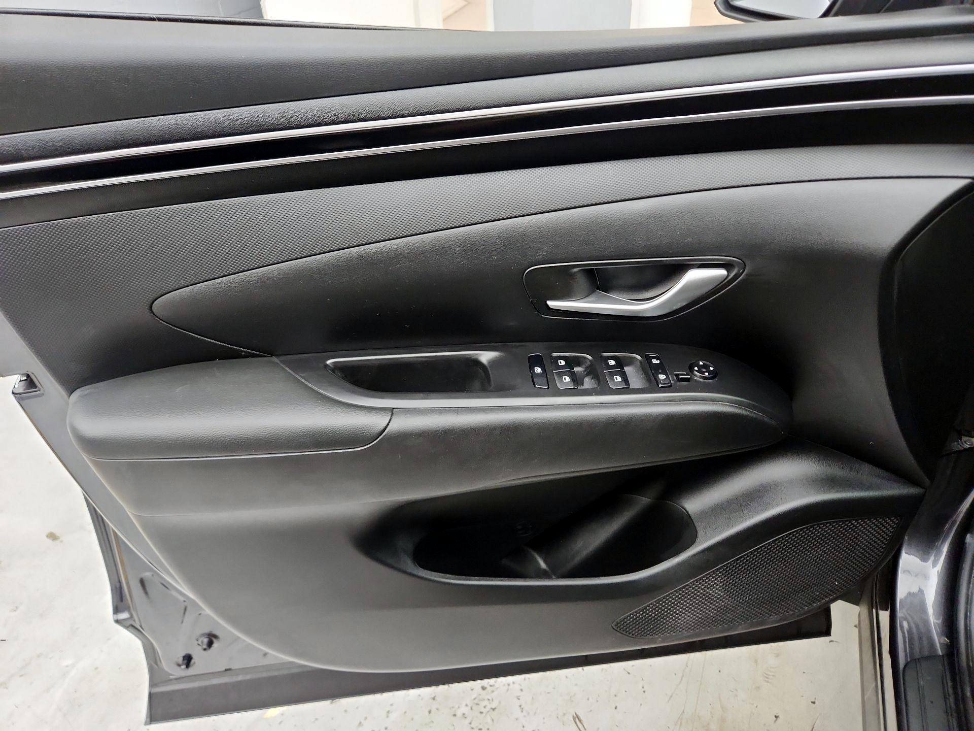 Thumbnail: 2023 Hyundai Tucson - 12