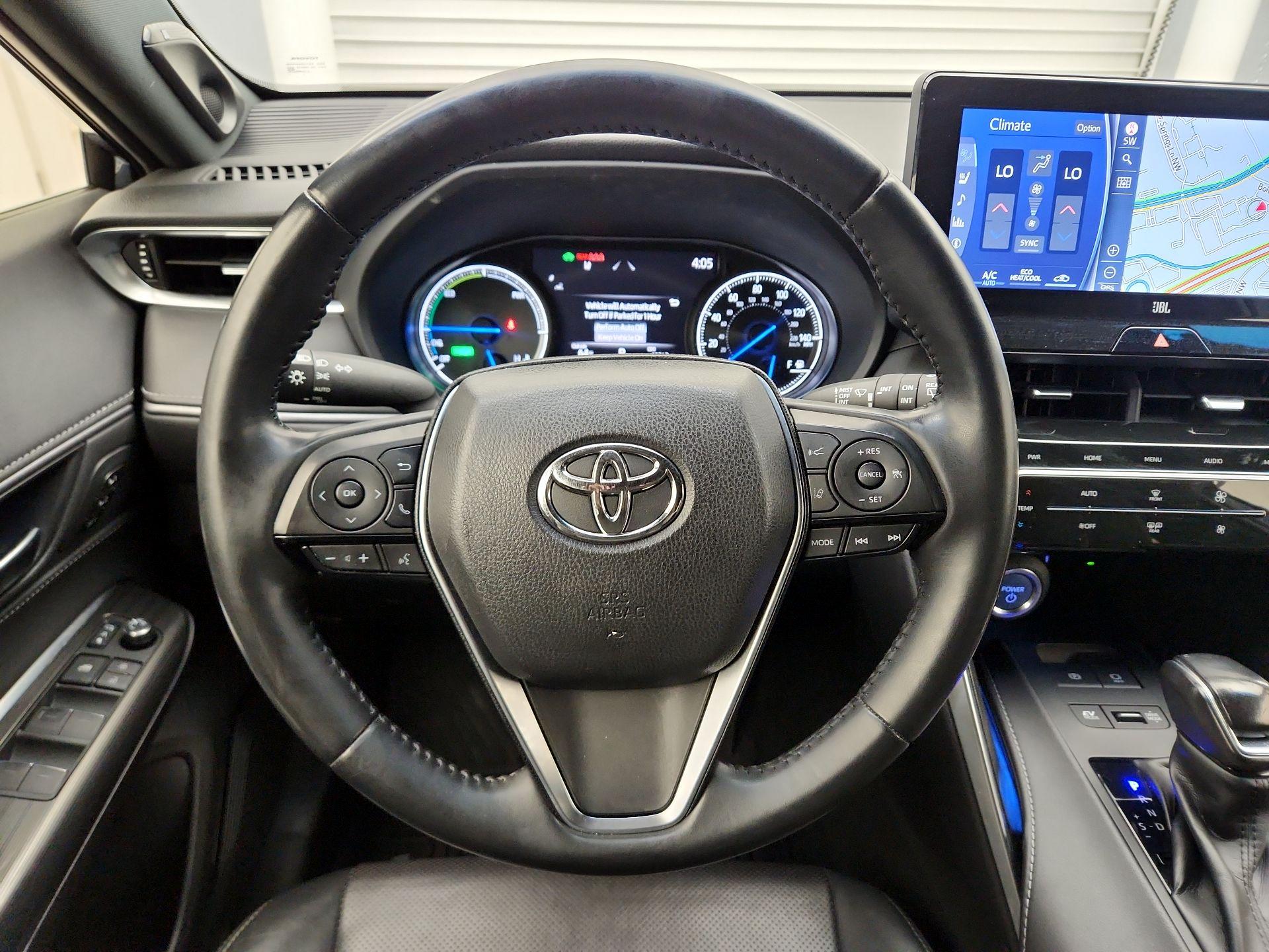 Thumbnail: 2021 Toyota Venza - 10