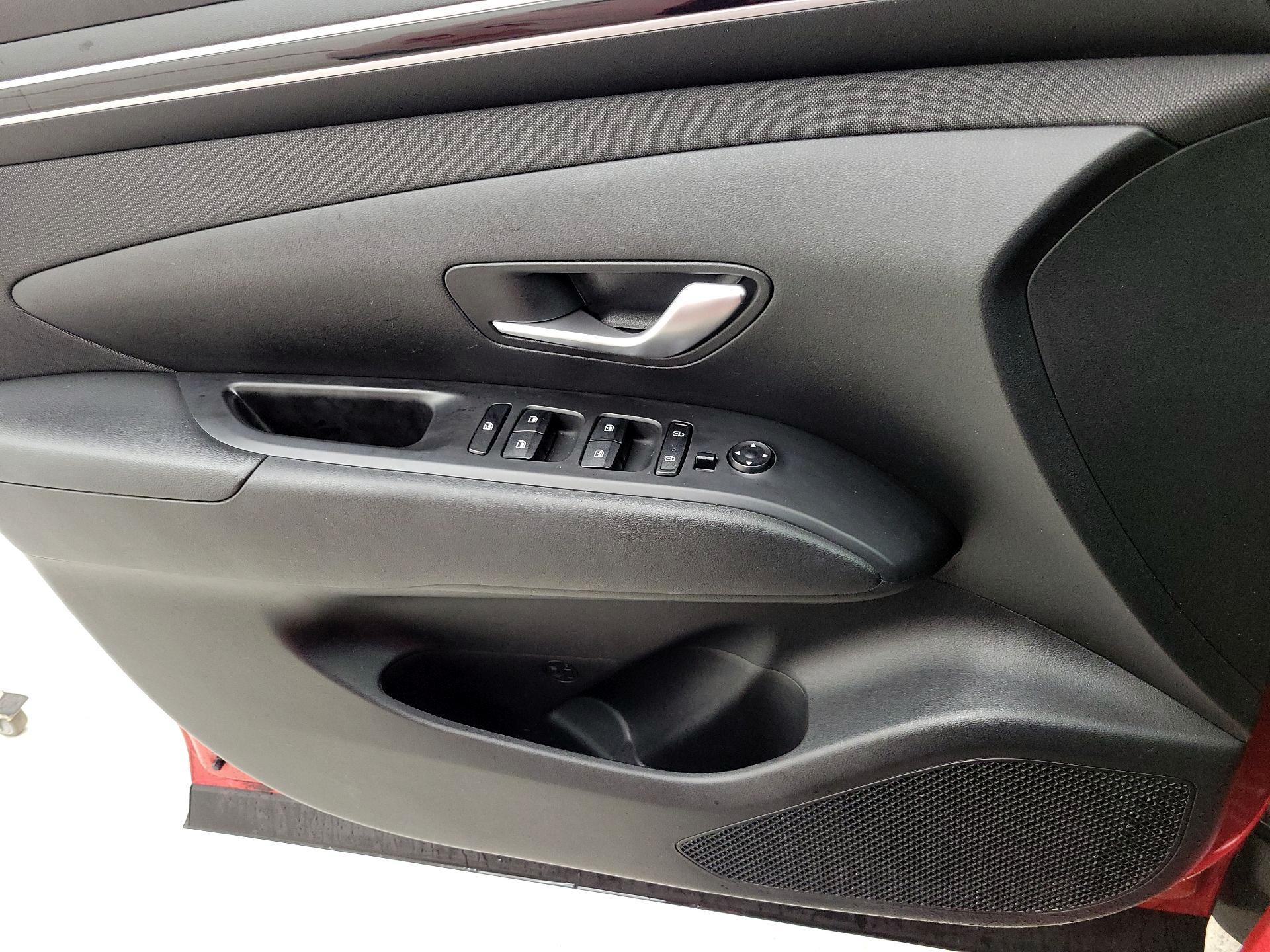 Thumbnail: 2023 Hyundai Tucson - 12