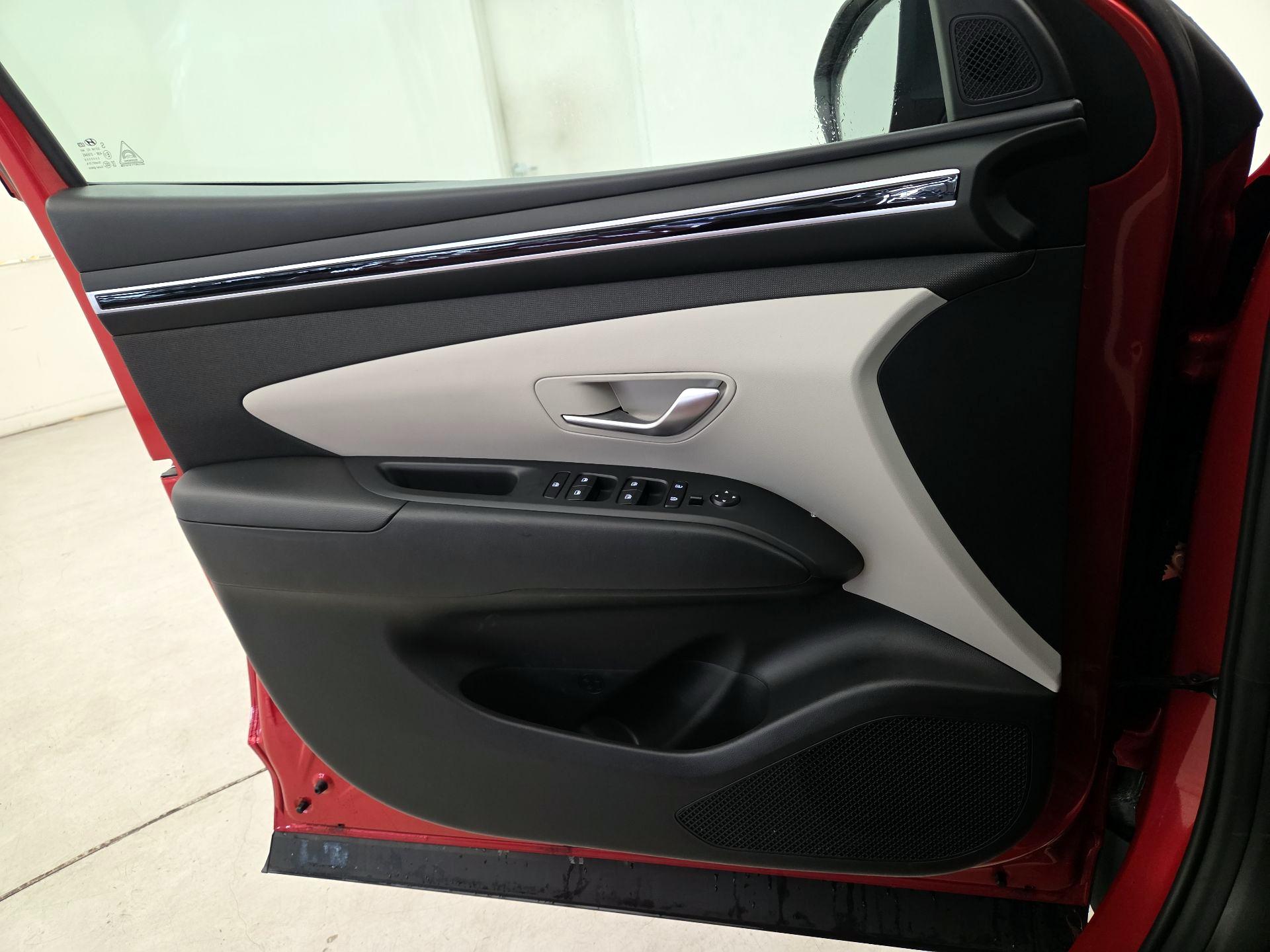 Thumbnail: 2023 Hyundai Tucson - 12