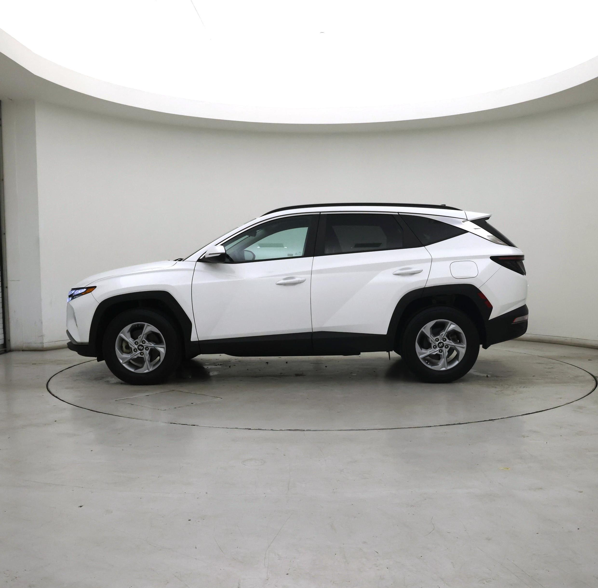 Thumbnail: 2023 Hyundai Tucson - 3