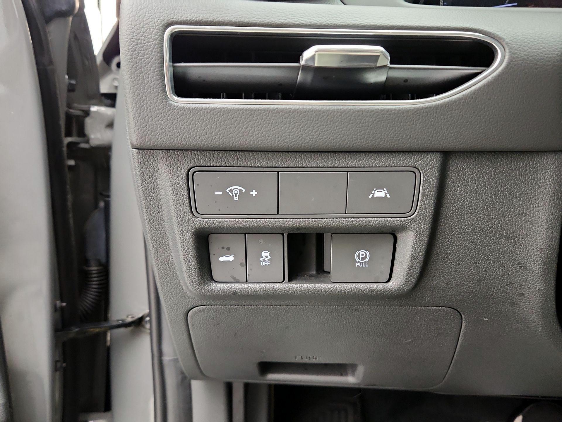 Thumbnail: 2023 Hyundai Sonata - 13