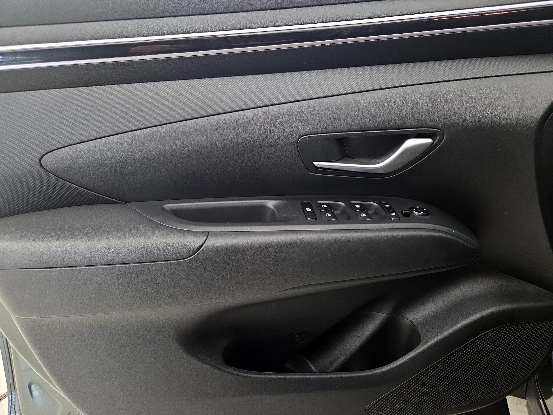 Thumbnail: 2023 Hyundai Tucson - 12