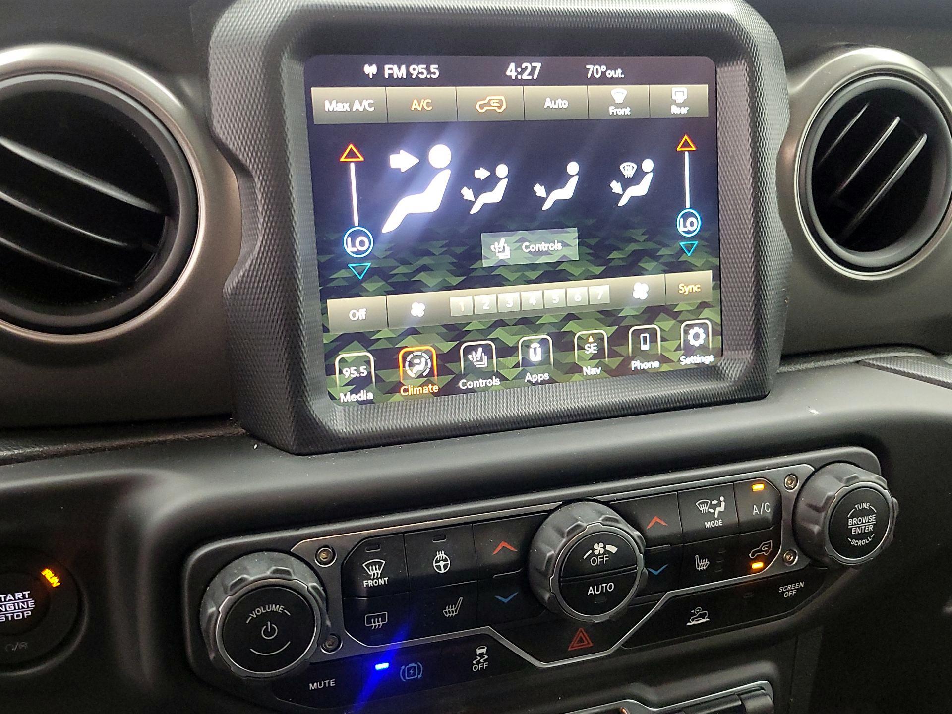 Thumbnail: 2023 Jeep Wrangler - 17