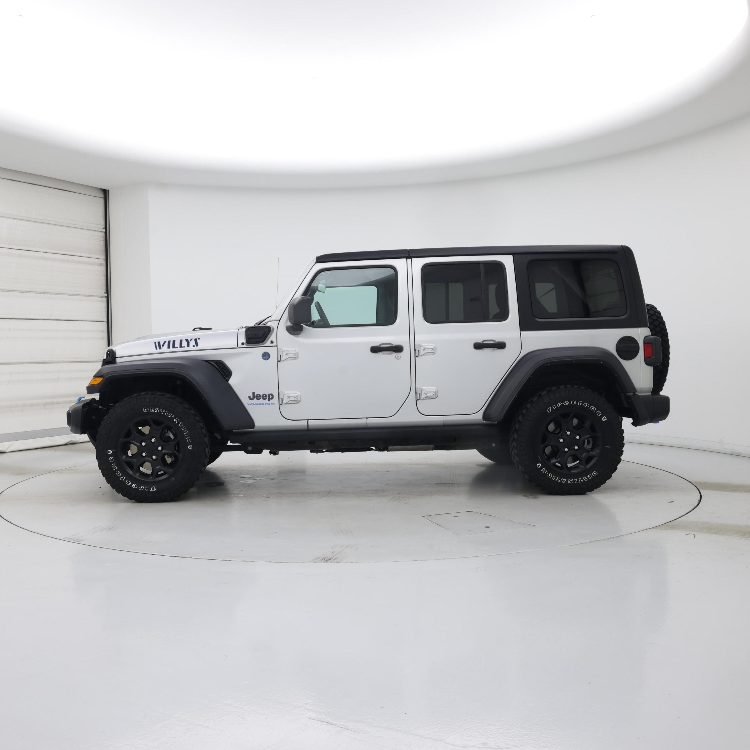 Thumbnail: 2023 Jeep Wrangler - 3