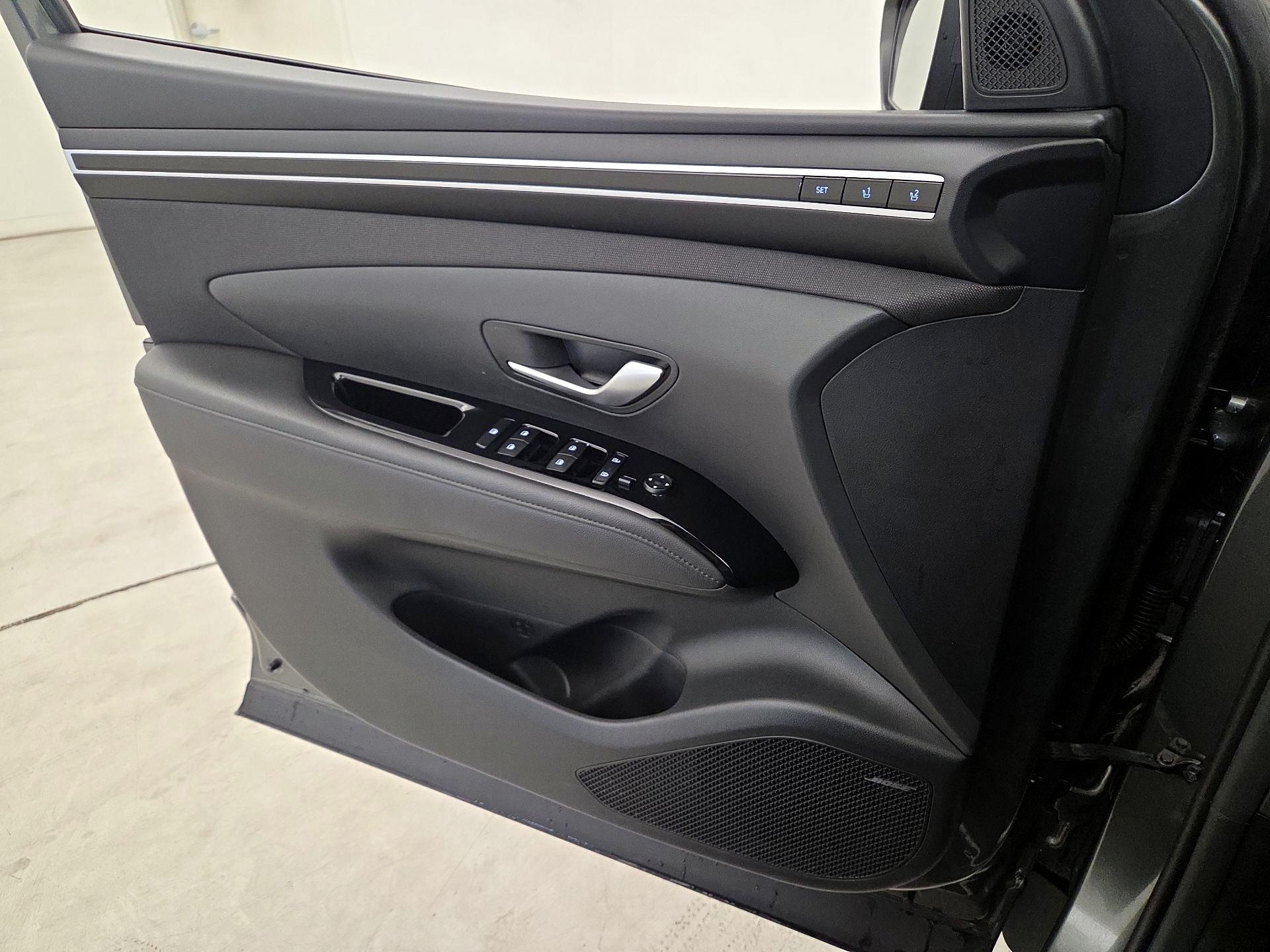 Thumbnail: 2023 Hyundai Tucson - 12