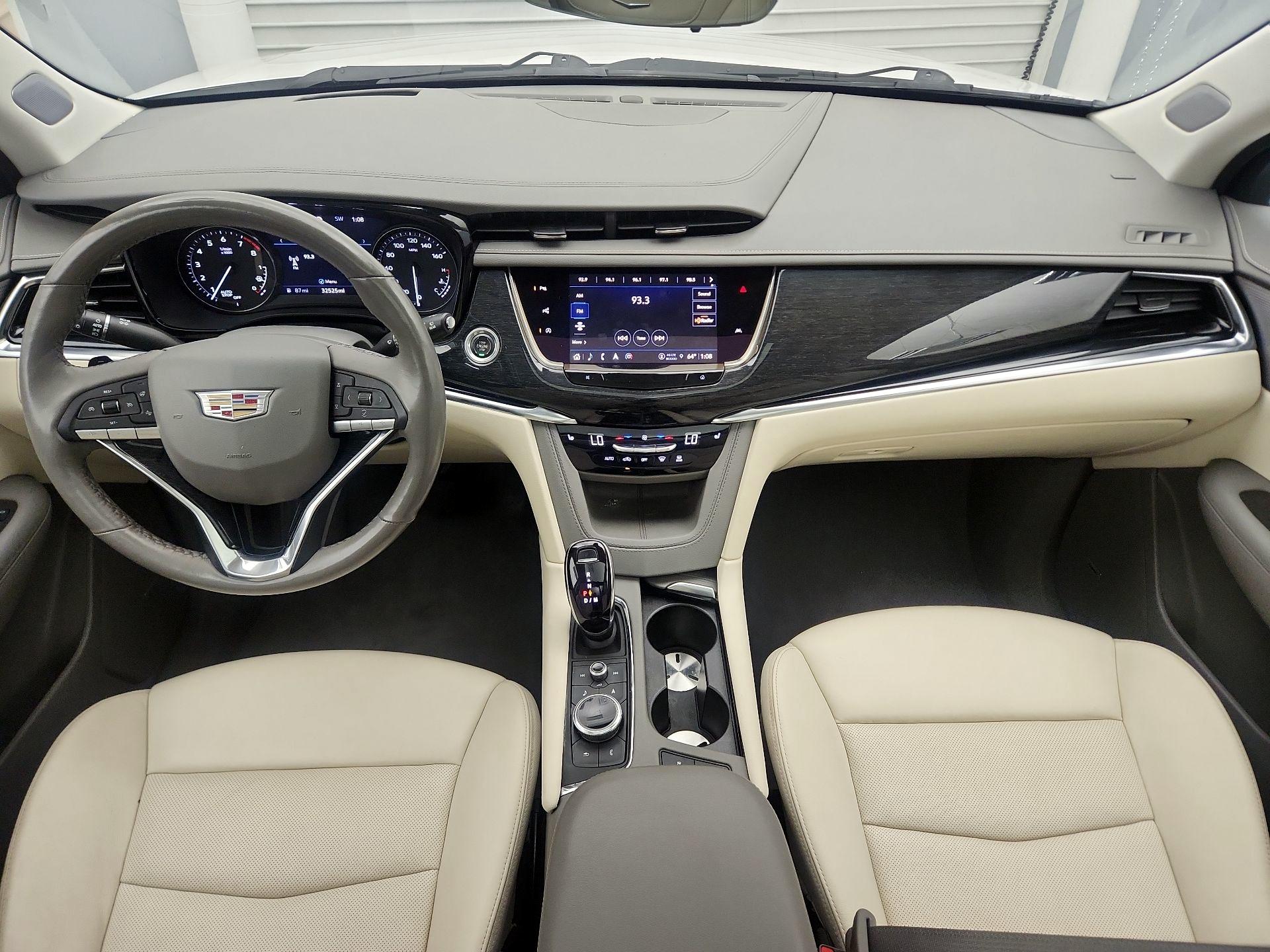 Thumbnail: 2022 Cadillac XT6 - 9