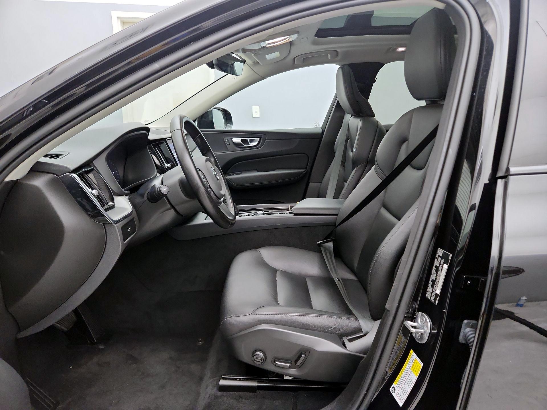 Thumbnail: 2024 Volvo XC60 - 11