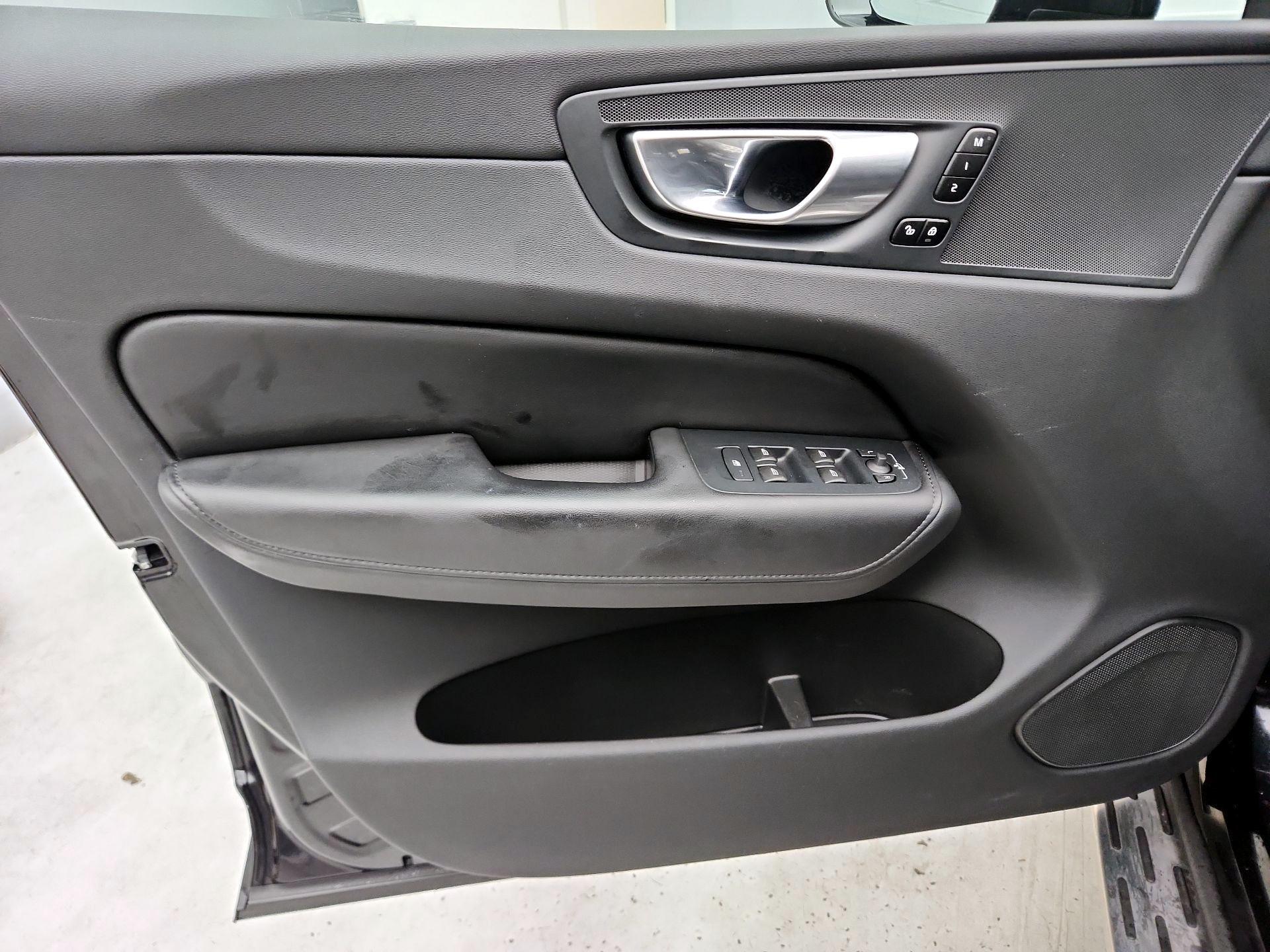 Thumbnail: 2024 Volvo XC60 - 12