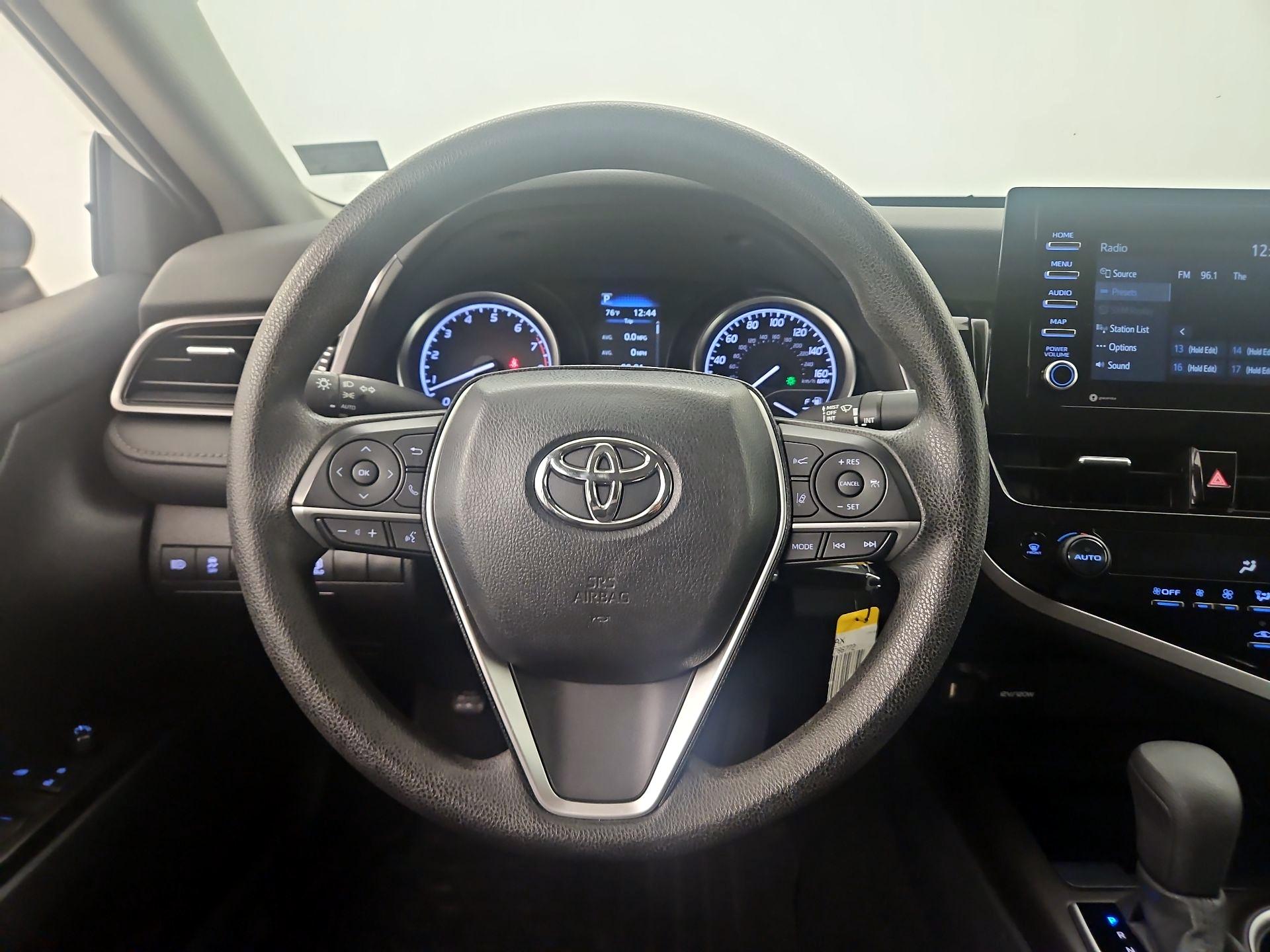Thumbnail: 2023 Toyota Camry - 10