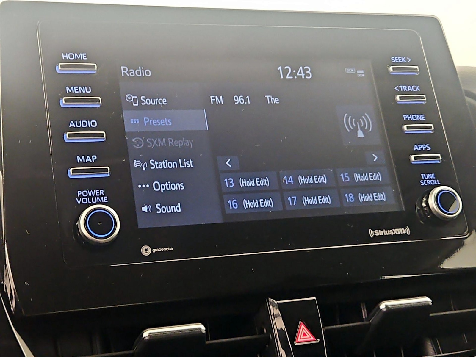 2023 Toyota Camry LE - Photo 16