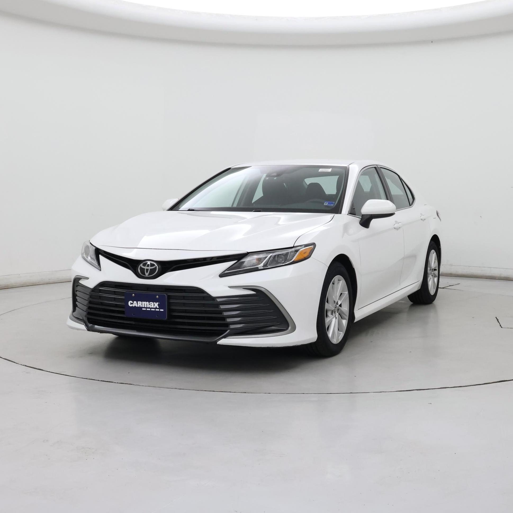 Thumbnail: 2023 Toyota Camry - 4