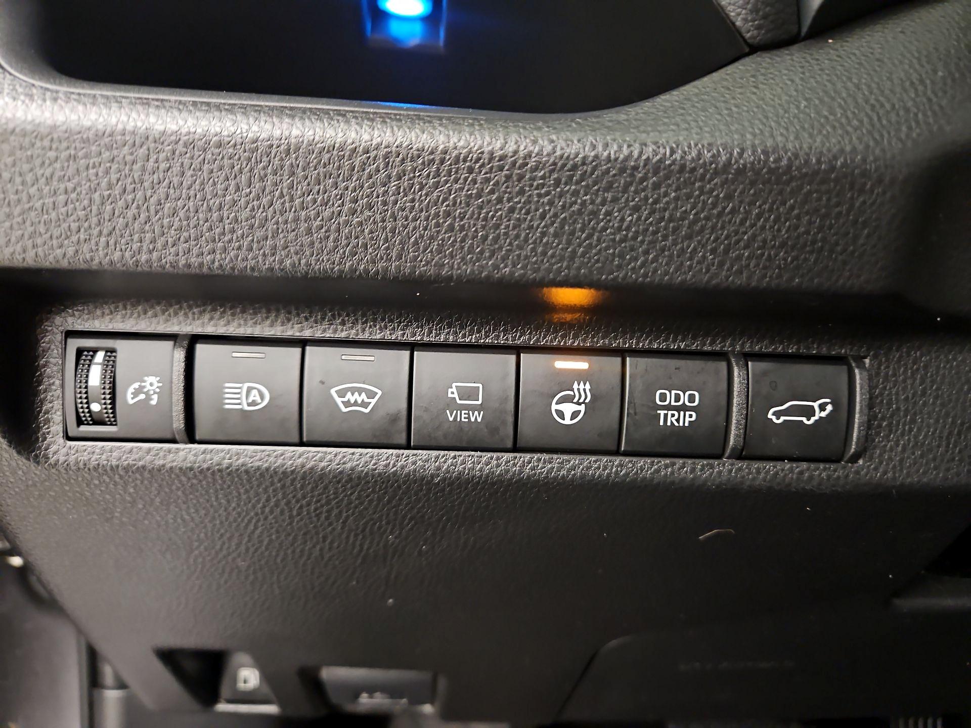 Thumbnail: 2024 Toyota RAV4 - 13