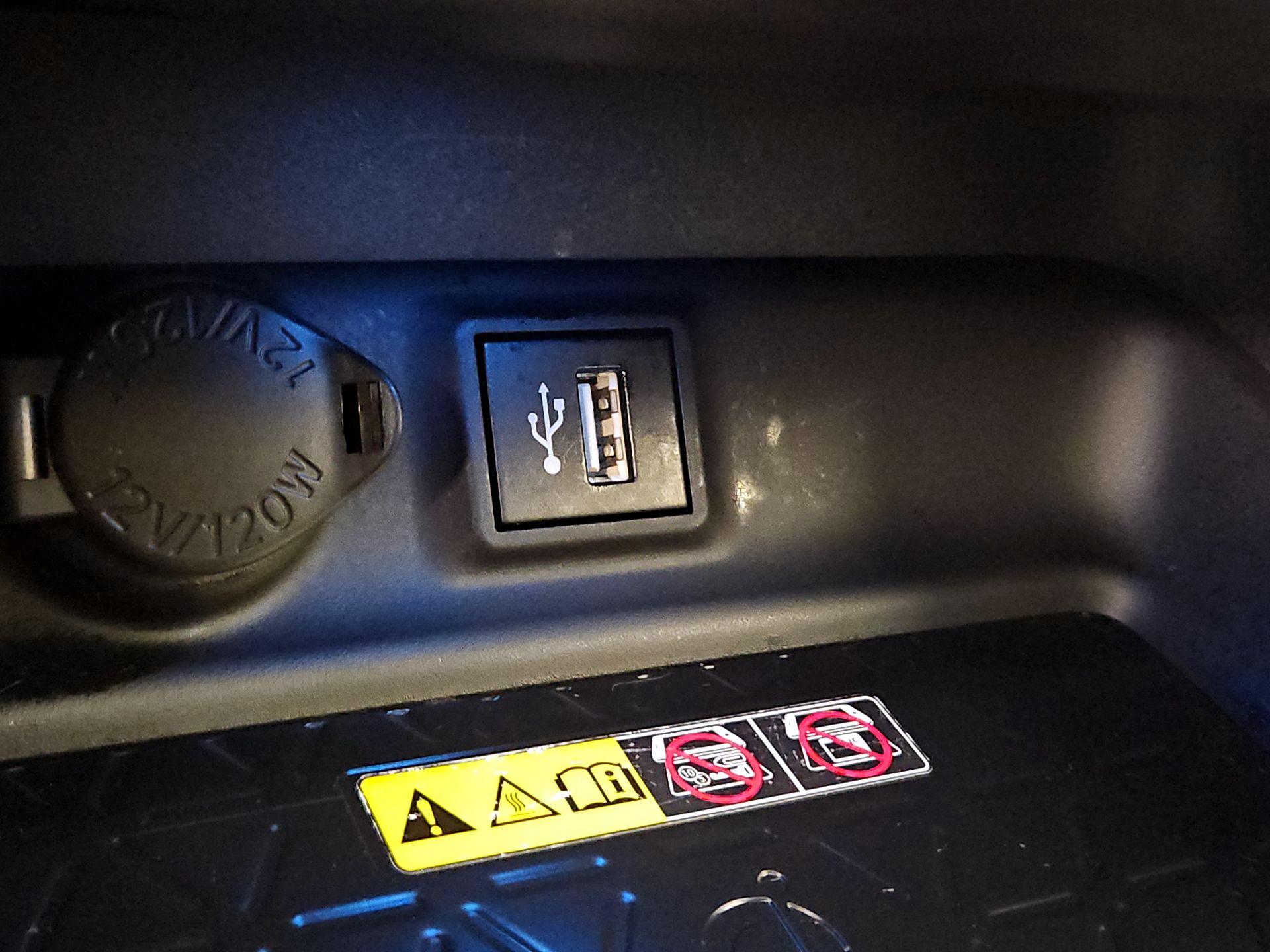 Thumbnail: 2024 Toyota RAV4 - 18