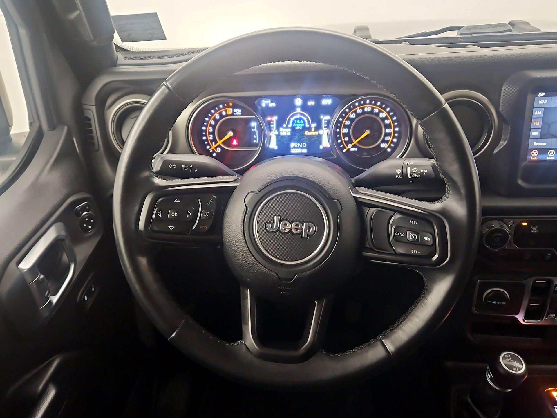 Thumbnail: 2021 Jeep Gladiator - 10