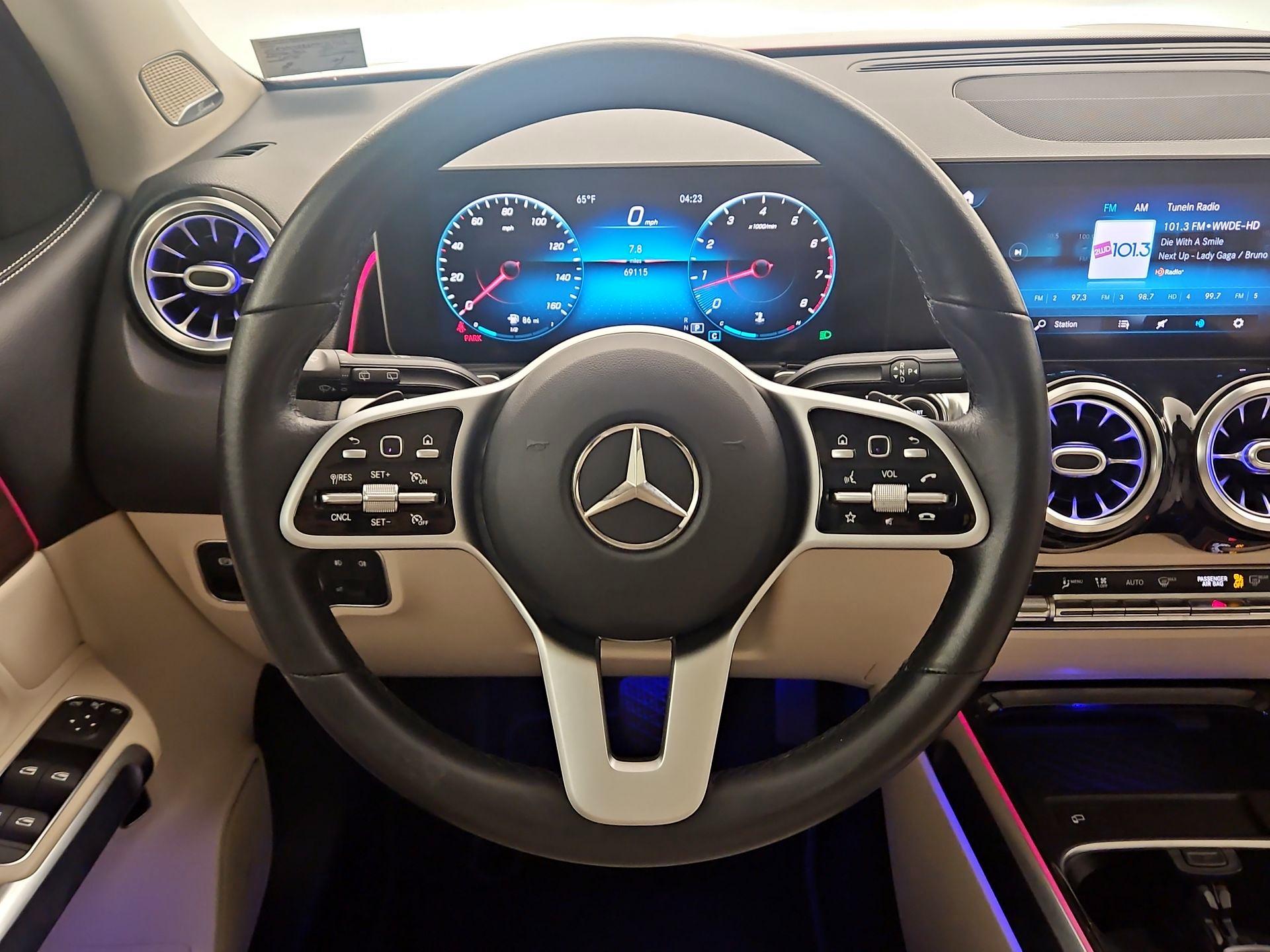 Thumbnail: 2021 Mercedes-Benz GLB - 10