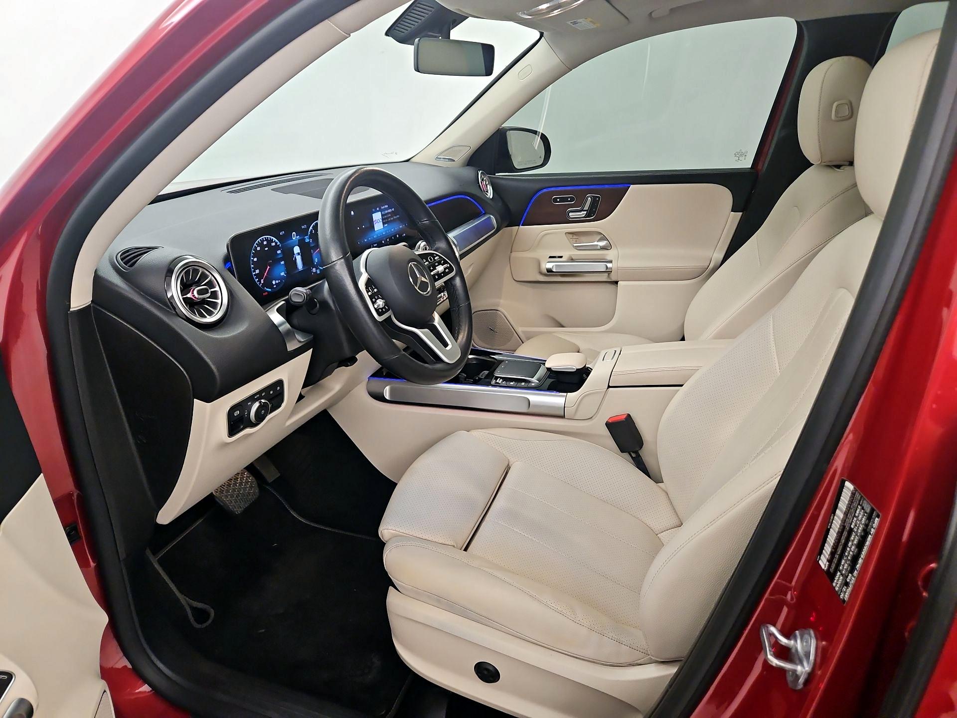 Thumbnail: 2021 Mercedes-Benz GLB - 11