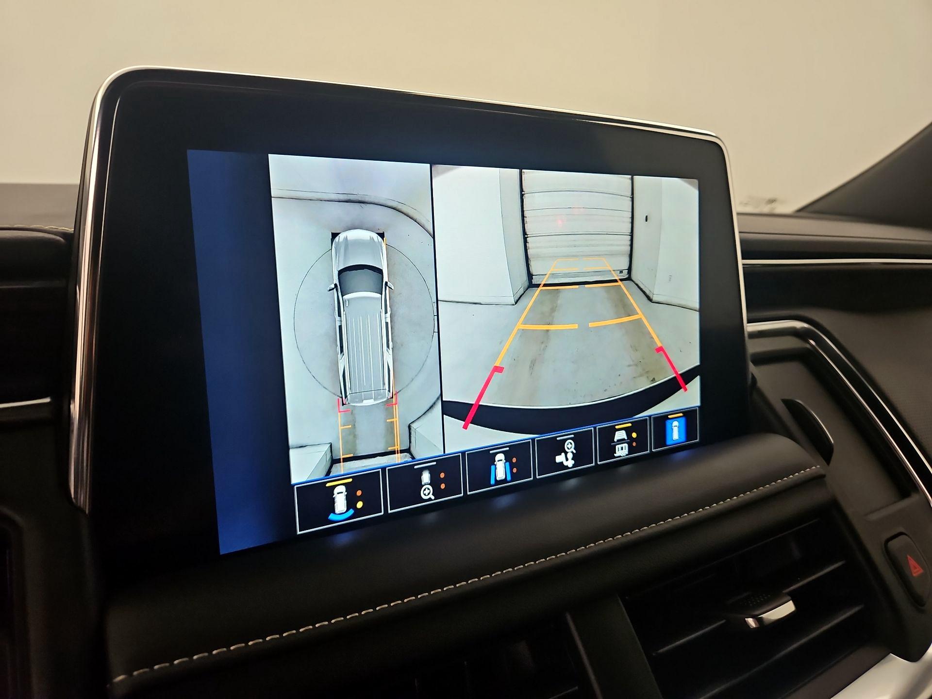 Thumbnail: 2023 Chevrolet Tahoe - 15