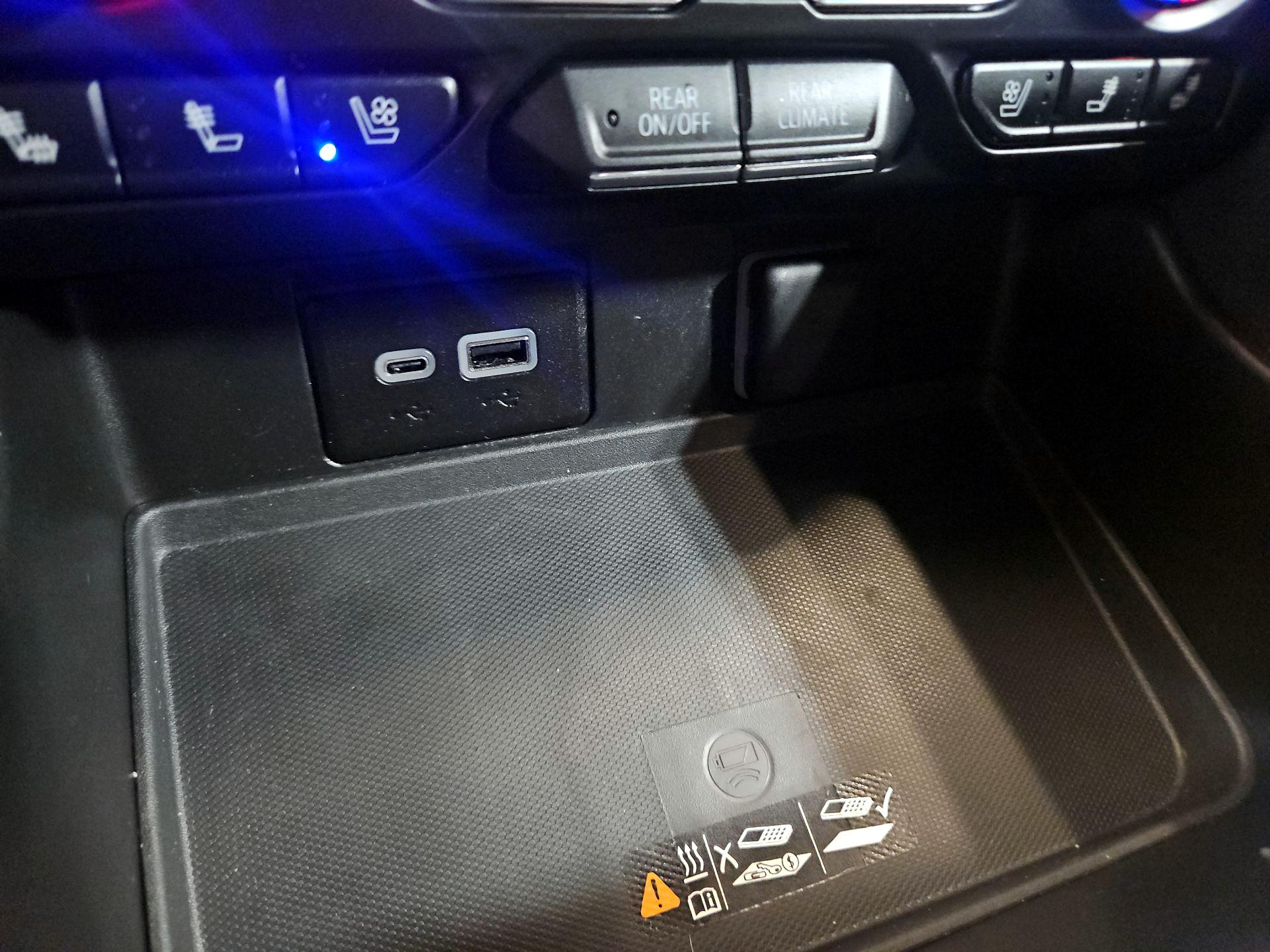 Thumbnail: 2023 Chevrolet Tahoe - 19