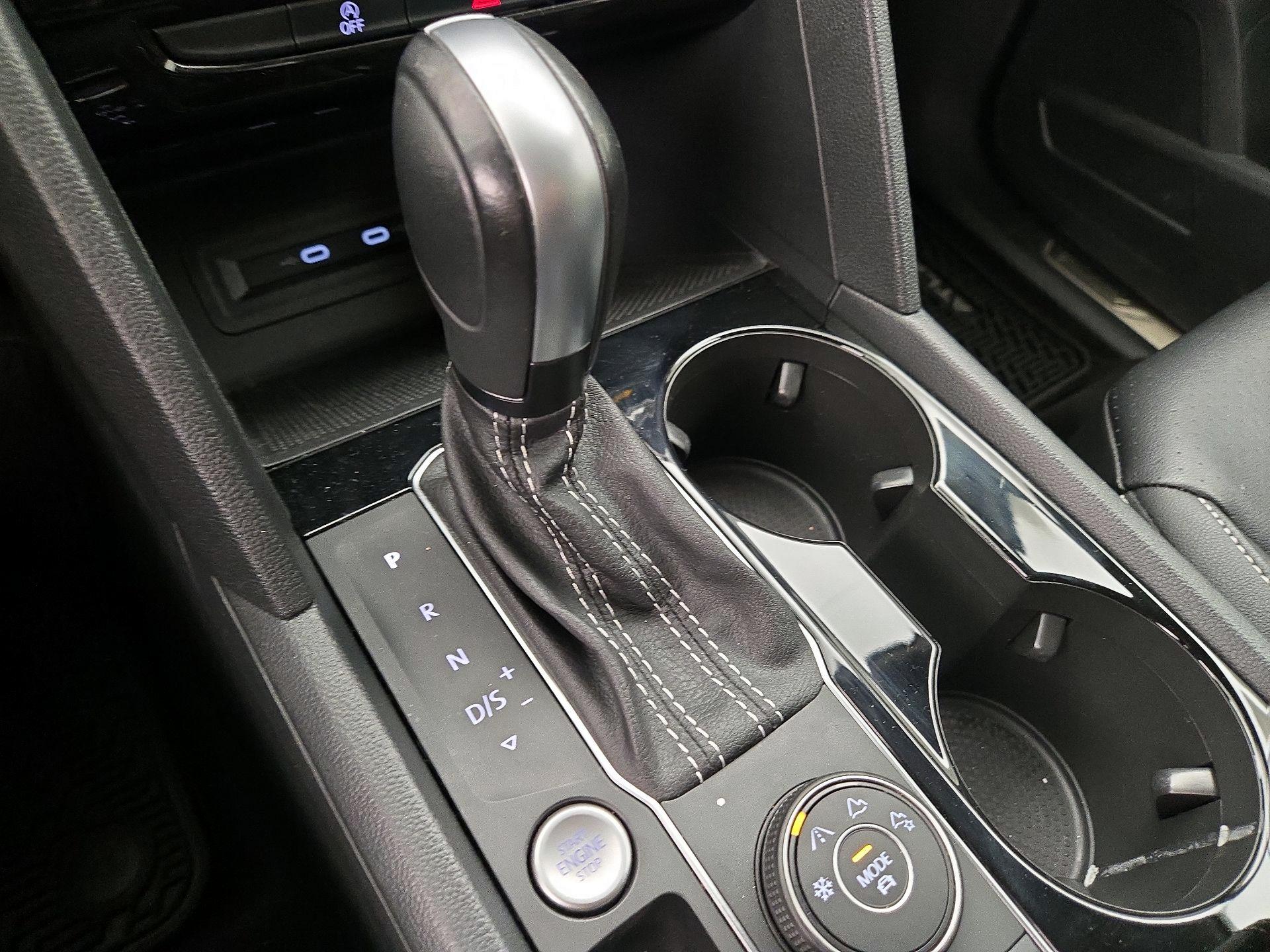 Thumbnail: 2022 Volkswagen Atlas - 17