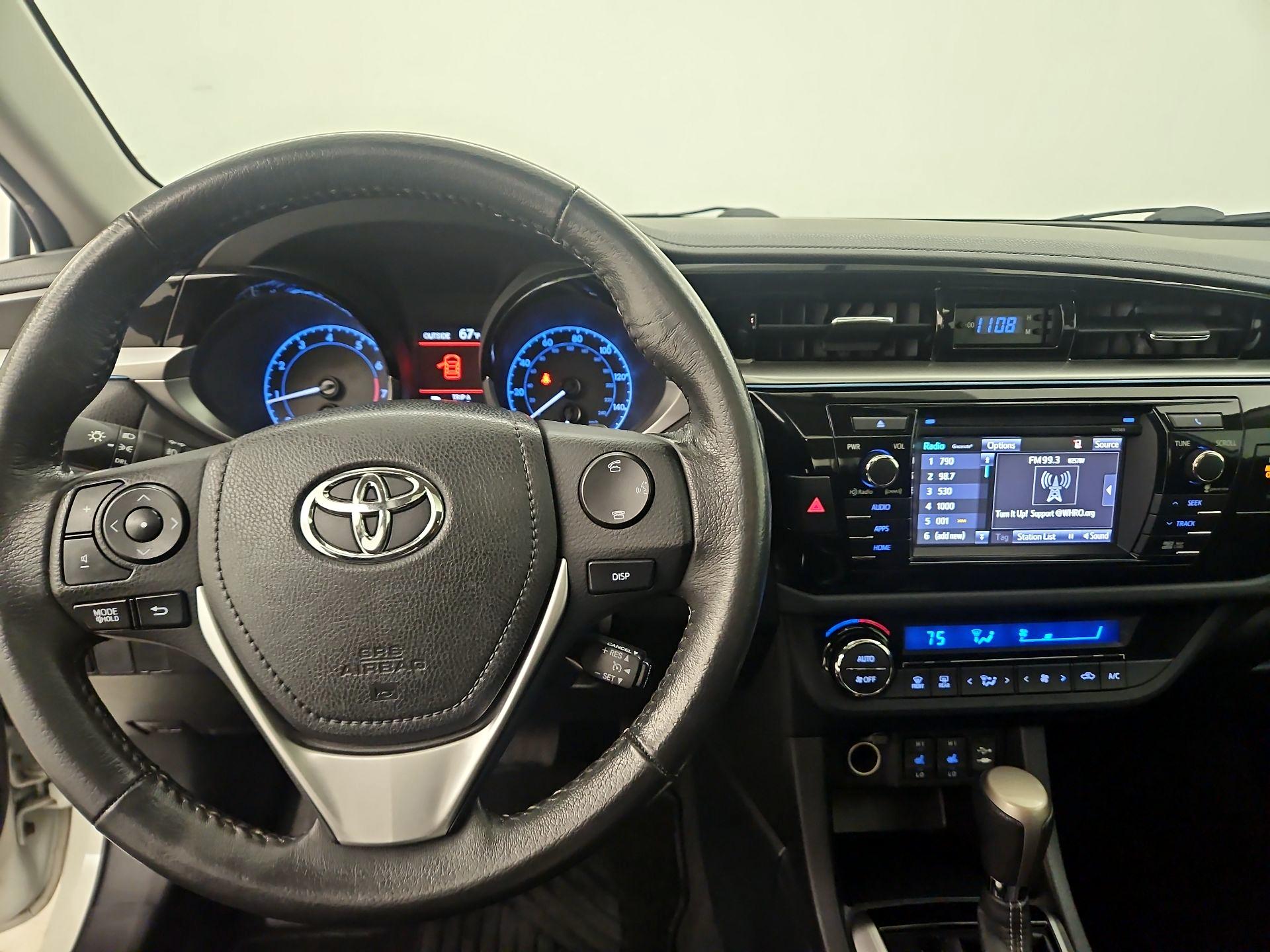 Thumbnail: 2016 Toyota Corolla - 9