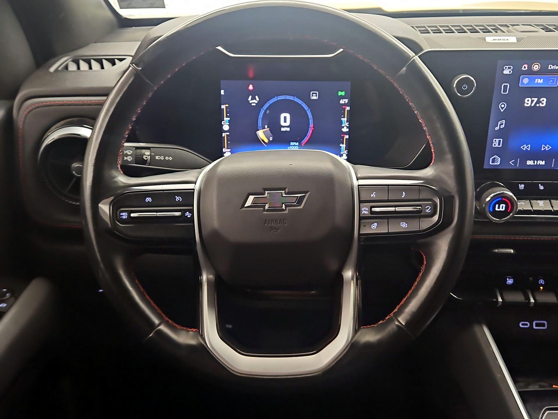 Thumbnail: 2023 Chevrolet Colorado - 10