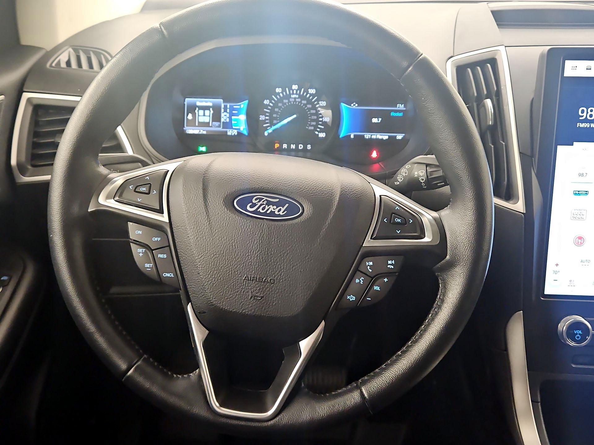 Thumbnail: 2022 Ford Edge - 10