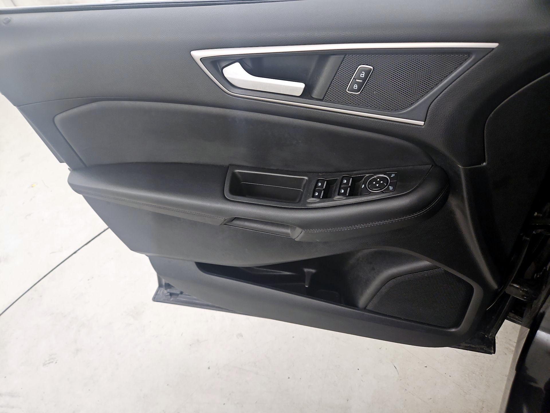 Thumbnail: 2022 Ford Edge - 12