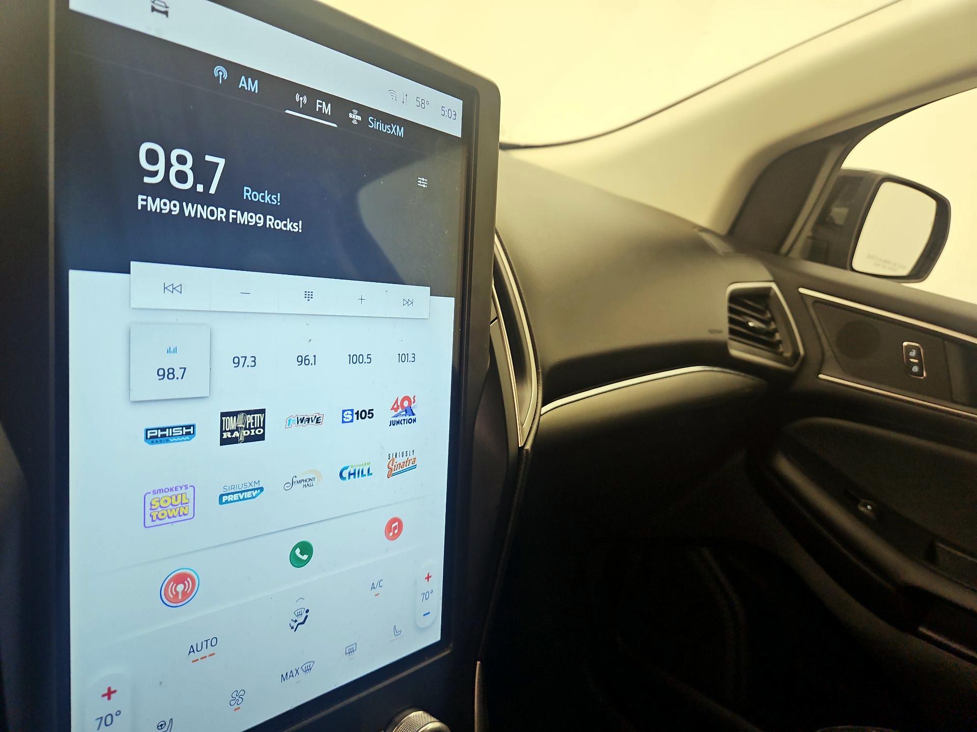 Thumbnail: 2022 Ford Edge - 15