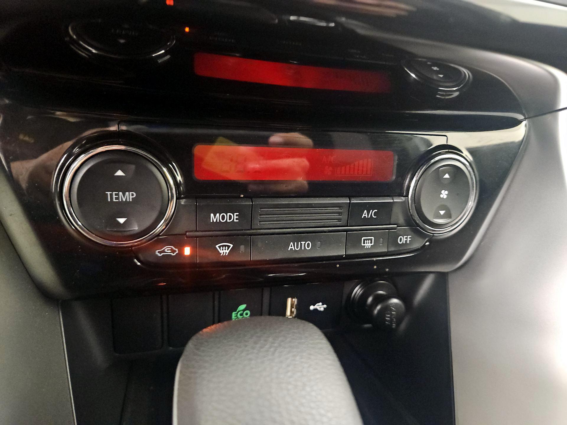 Thumbnail: 2022 Mitsubishi Eclipse Cross - 16