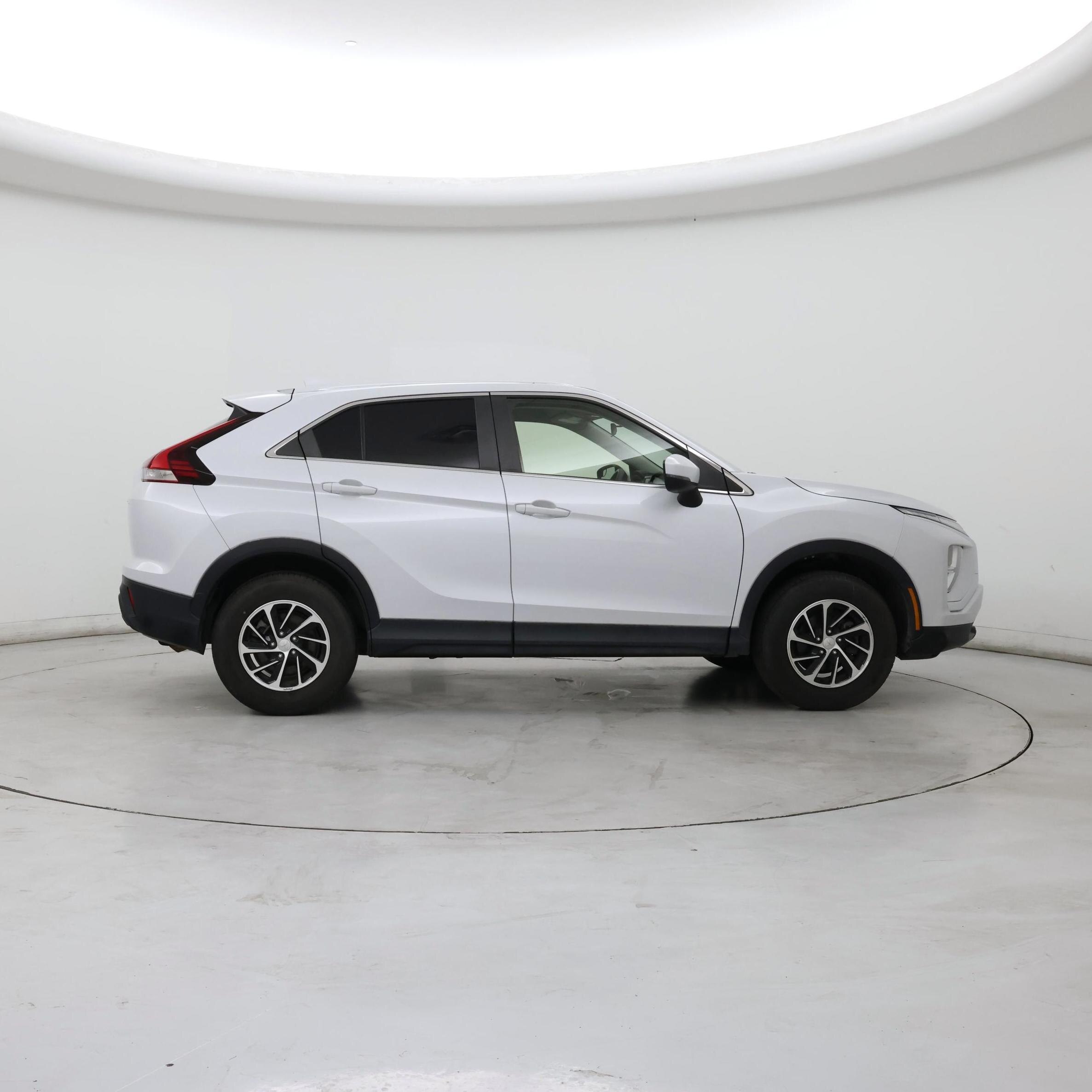 Thumbnail: 2022 Mitsubishi Eclipse Cross - 7