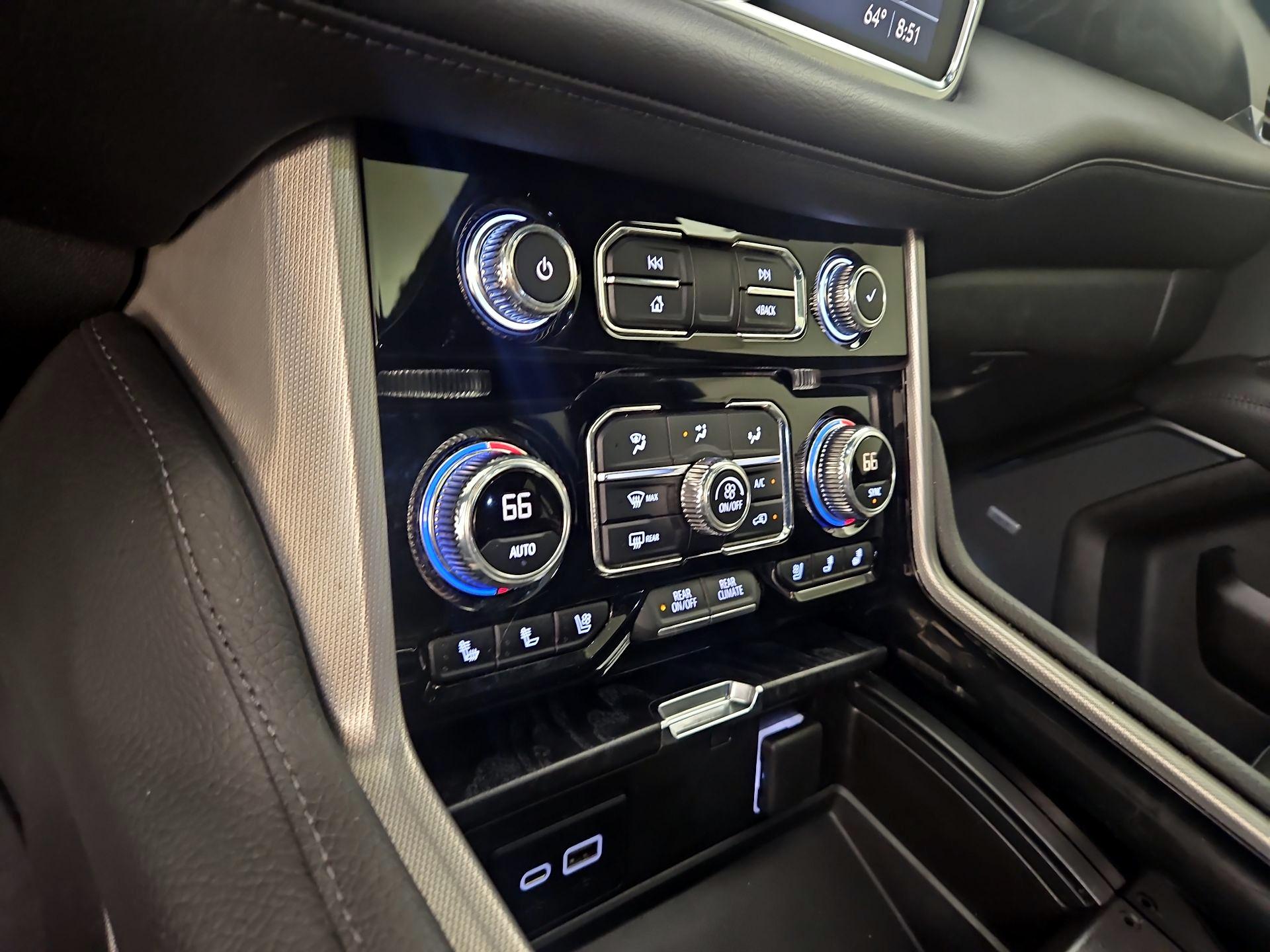 Thumbnail: 2021 GMC Yukon - 17