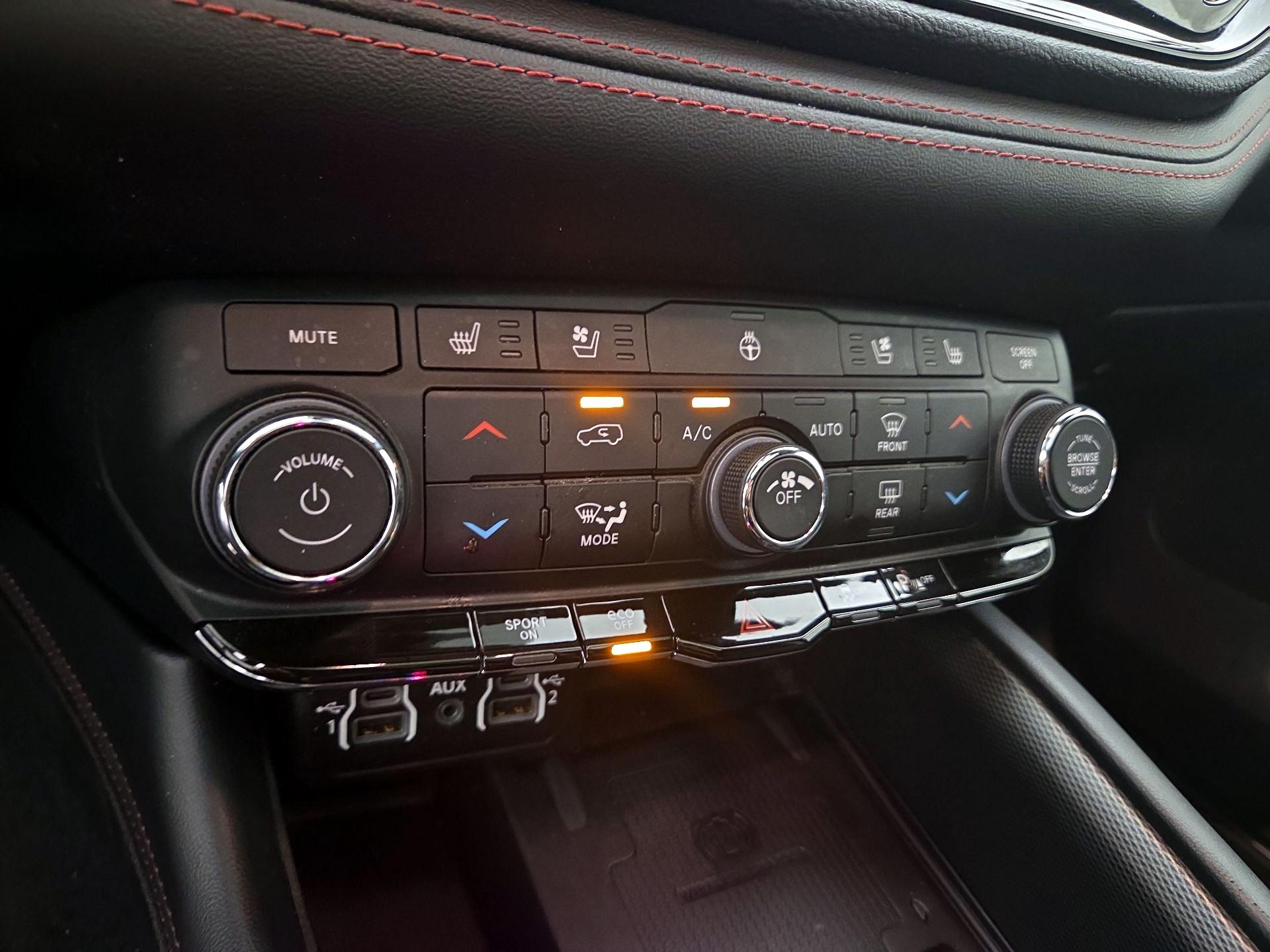 Thumbnail: 2023 Dodge Durango - 16