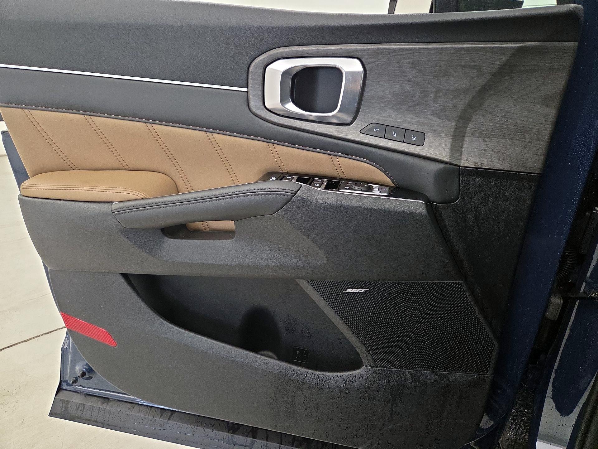 Thumbnail: 2024 Kia Sorento - 12