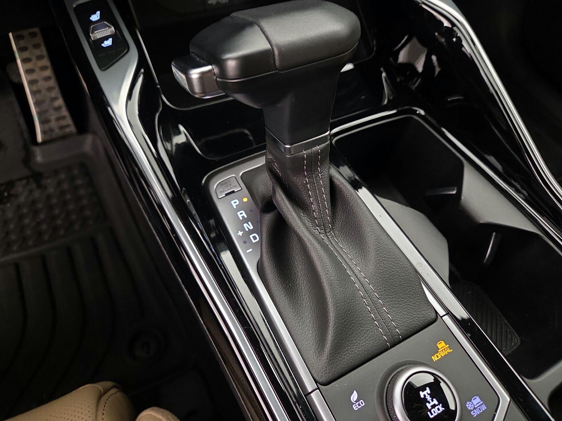 Thumbnail: 2024 Kia Sorento - 17