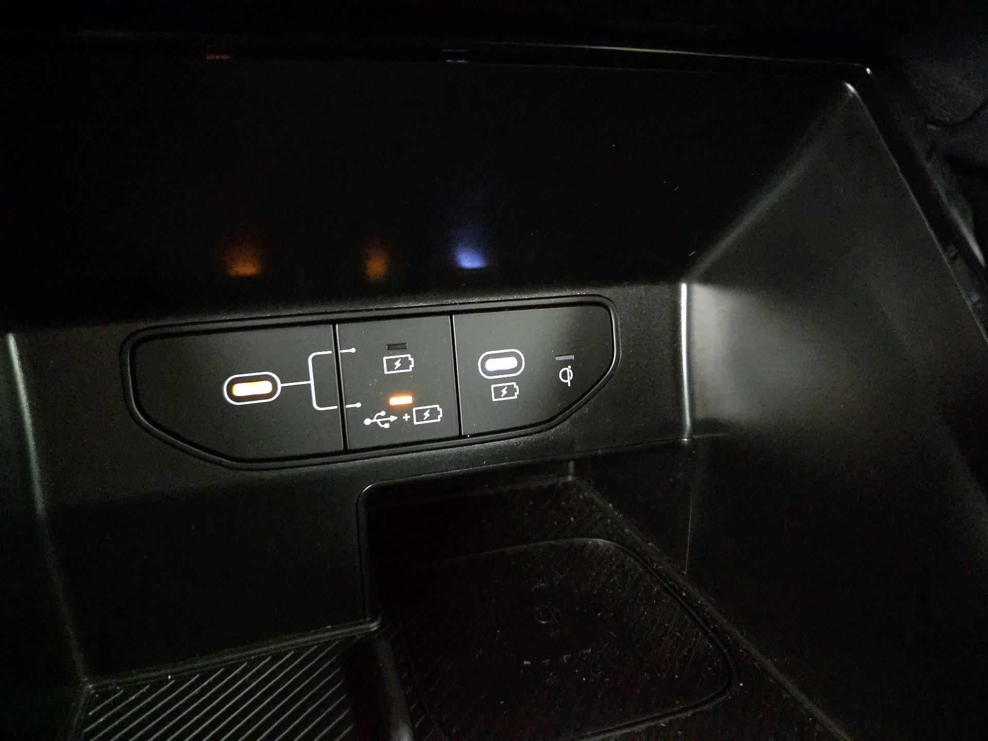 Thumbnail: 2024 Kia Sorento - 18