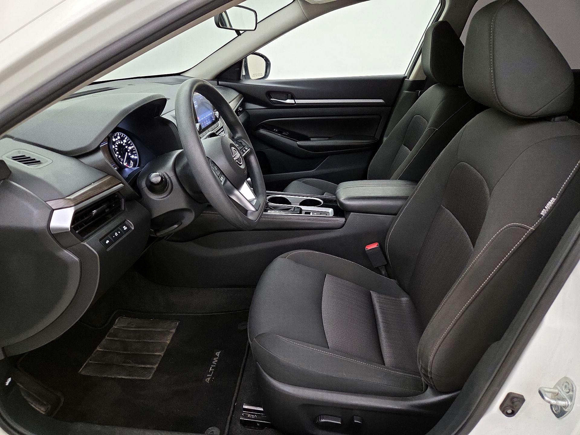 Thumbnail: 2023 Nissan Altima - 11