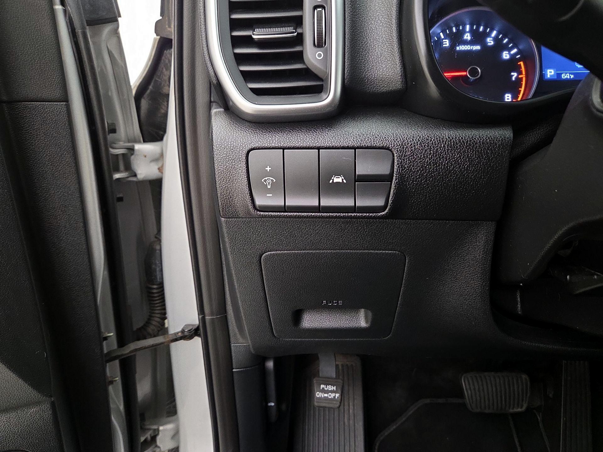 Thumbnail: 2021 Kia Sportage - 13